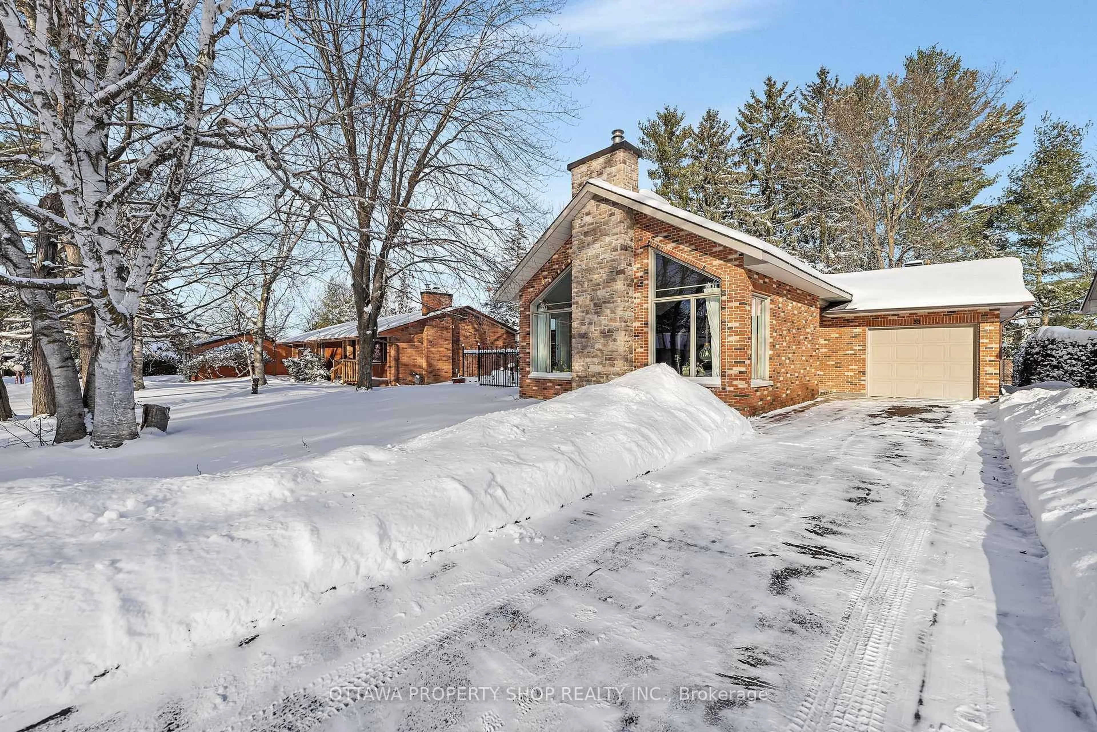 Unknown for 33 Rutherford Cres, Ottawa Ontario K2K 1N1