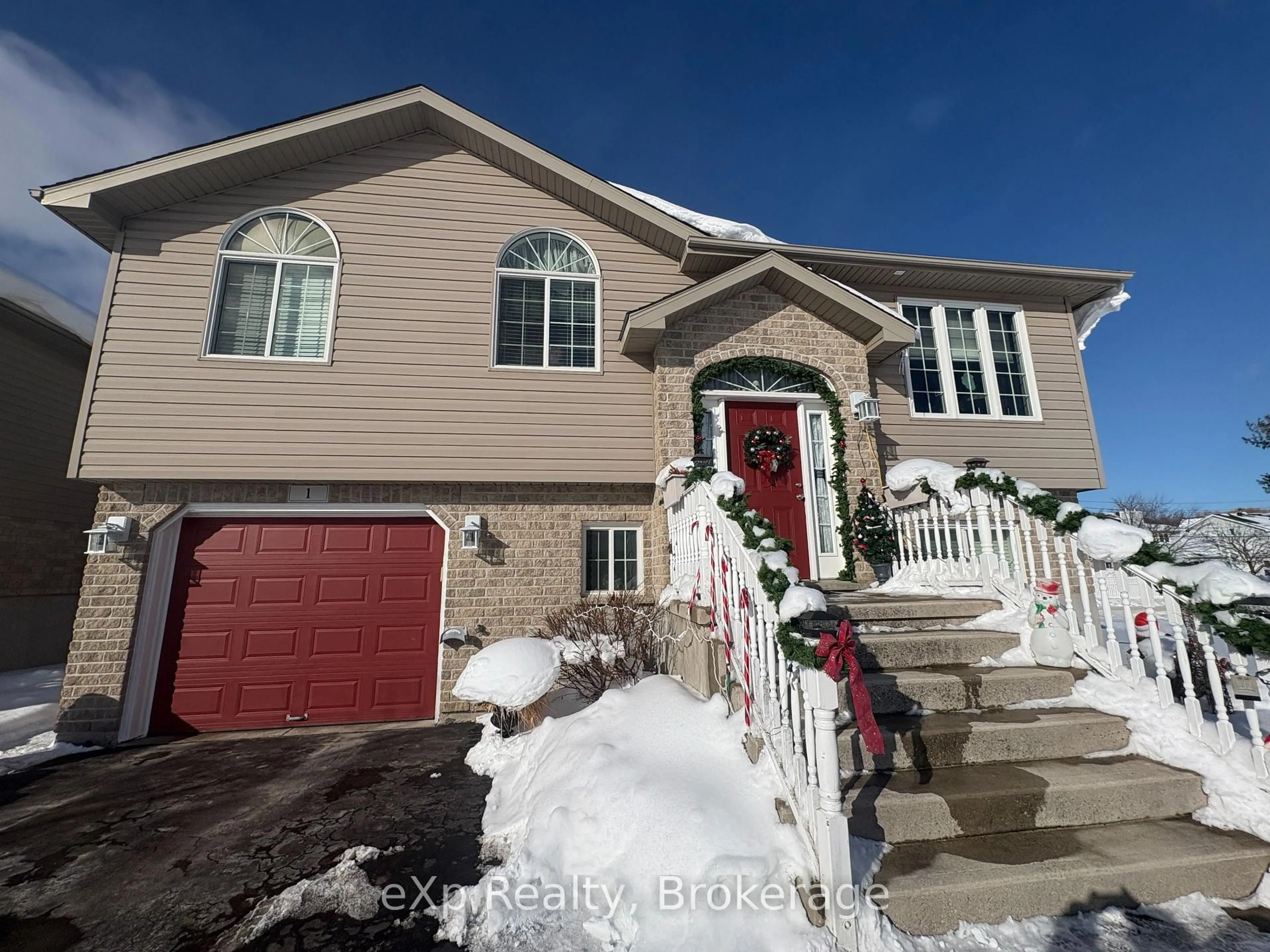 Home with vinyl exterior material, street for 1 St.  Andrews Dr, Meaford Ontario N4L 0A2