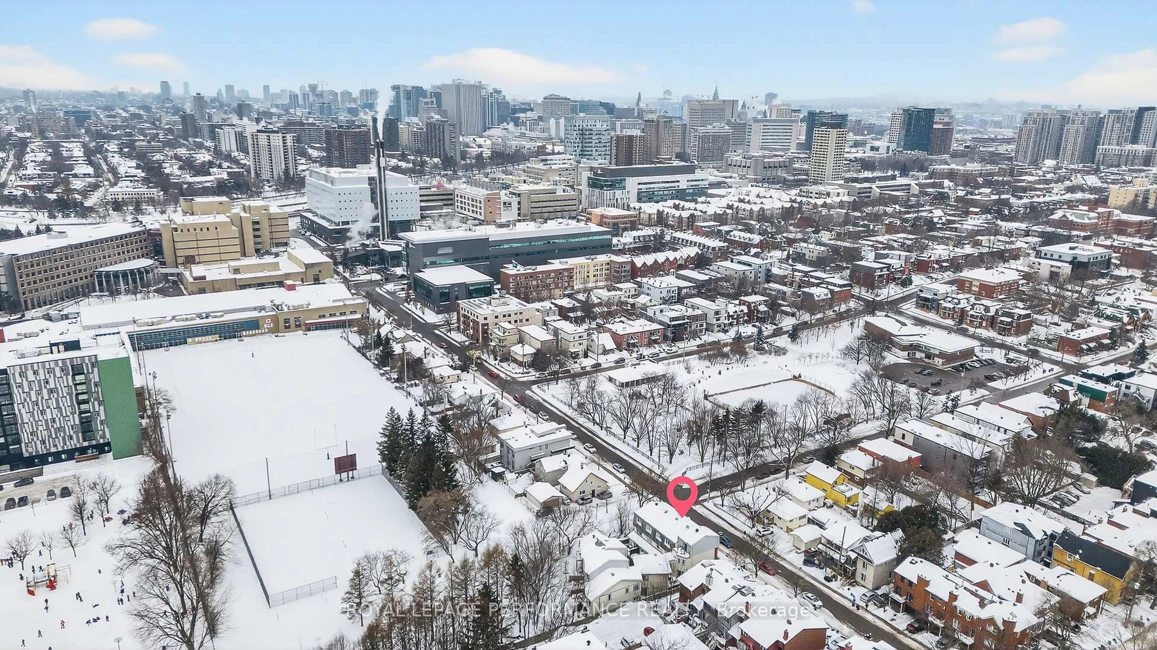 A pic from outside/outdoor area/front of a property/back of a property/a pic from drone, city buildings view from balcony for 90D Templeton St, Ottawa Ontario K1N 6X3