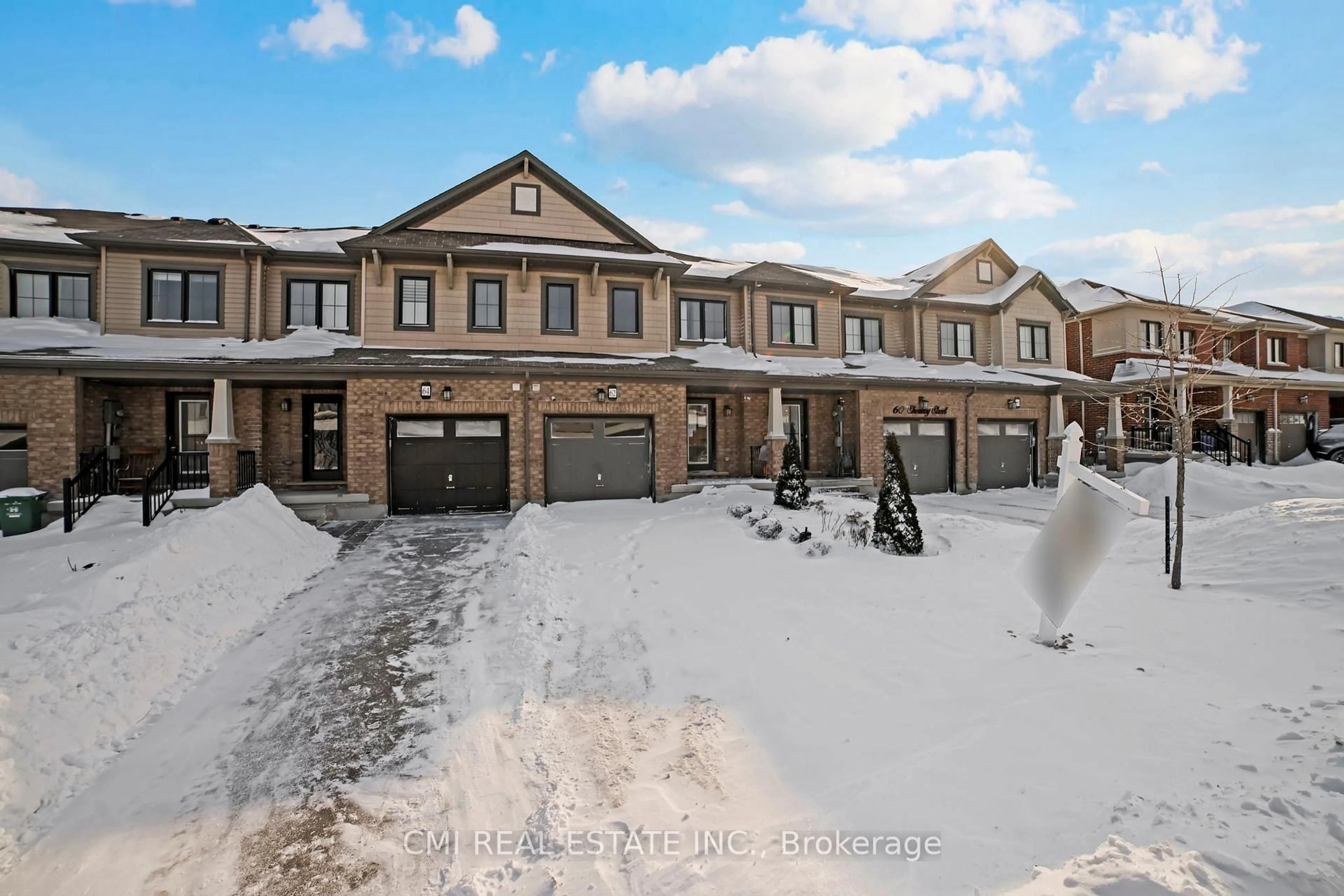 A pic from outside/outdoor area/front of a property/back of a property/a pic from drone, street for 62 Sherway St, Hamilton Ontario L8J 0J3