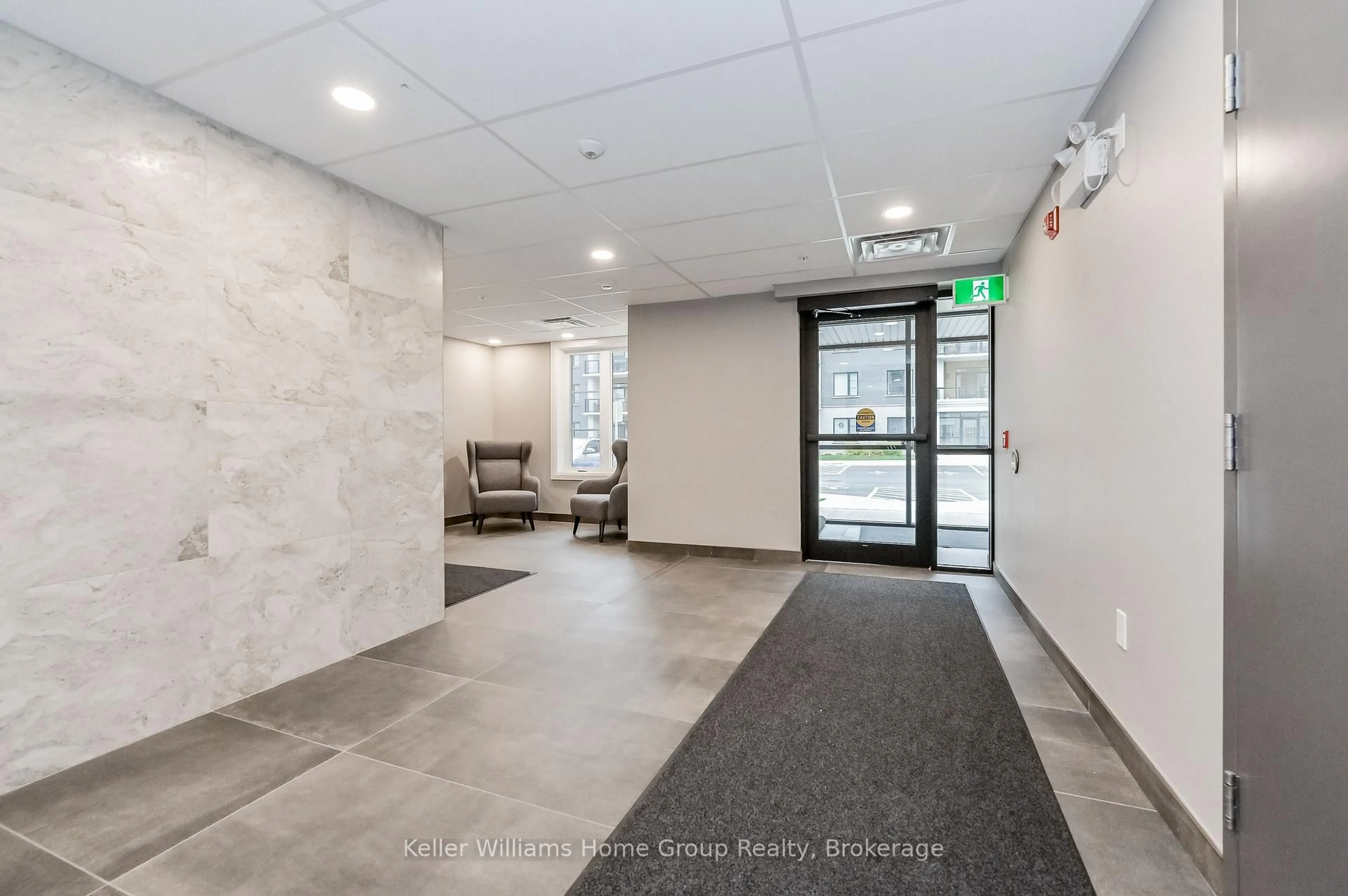 Indoor foyer for 99B Farley Rd #407, Centre Wellington Ontario N1M 0K5