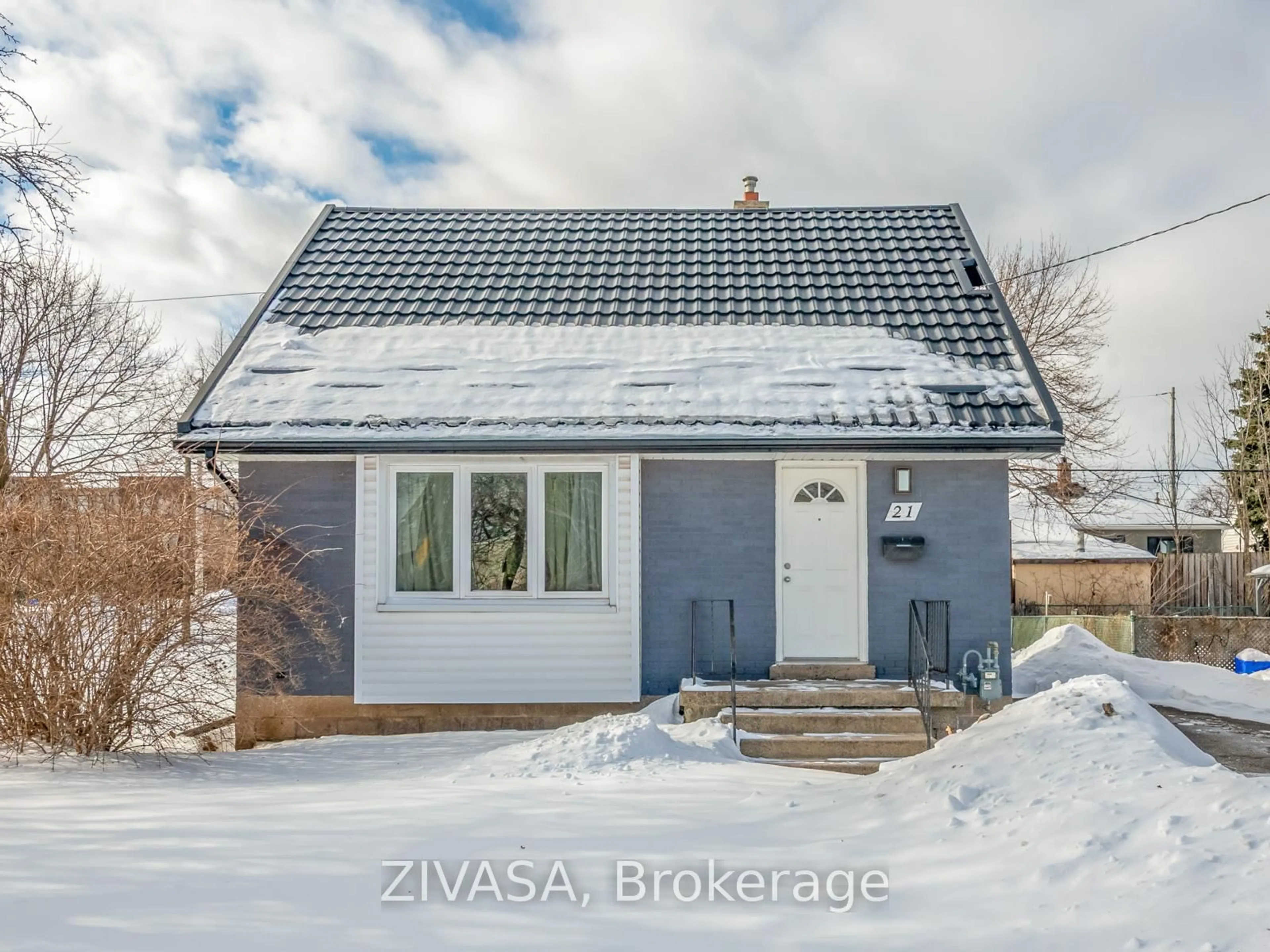 Unknown for 21 Eaton Pl, Hamilton Ontario L8H 1N8