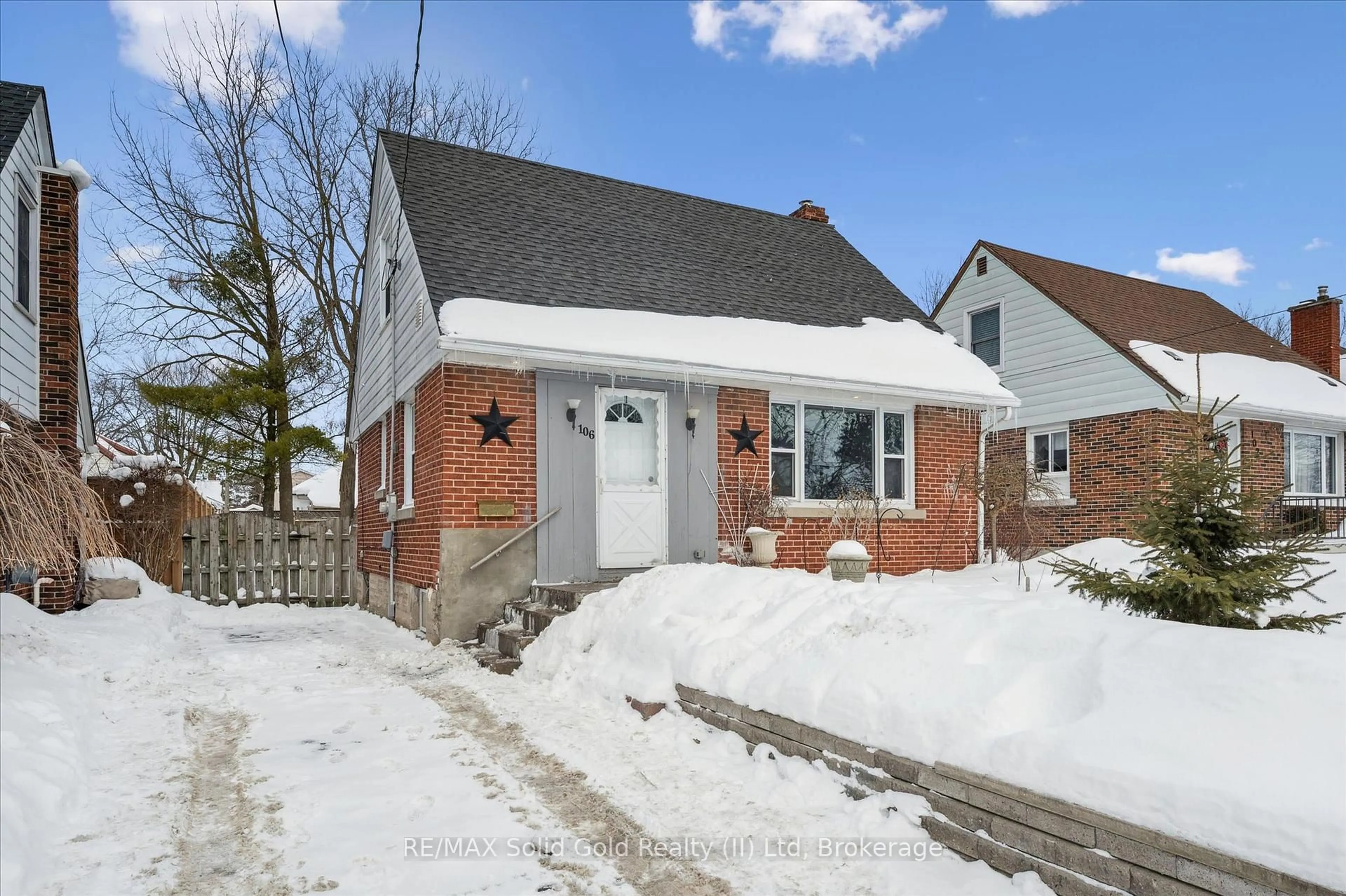 Home with brick exterior material, street for 106 Belmont Ave, Waterloo Ontario N2M 1L4