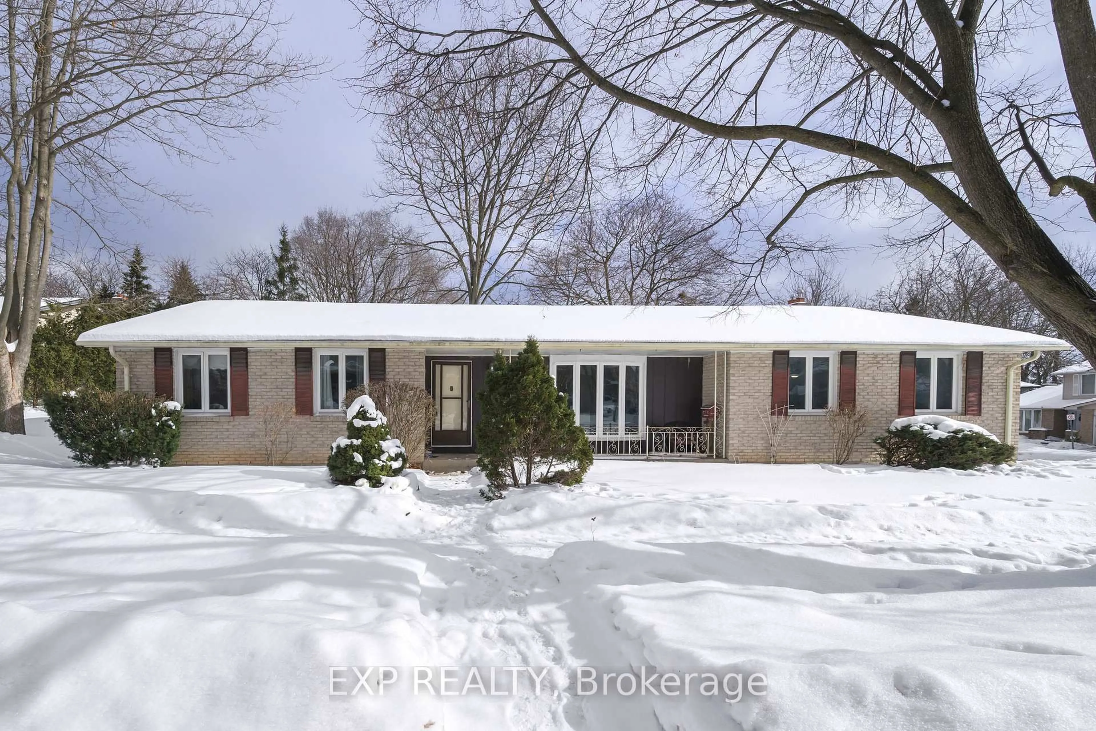 Unknown for 744 Barclay Rd, London South Ontario N6K 1K7