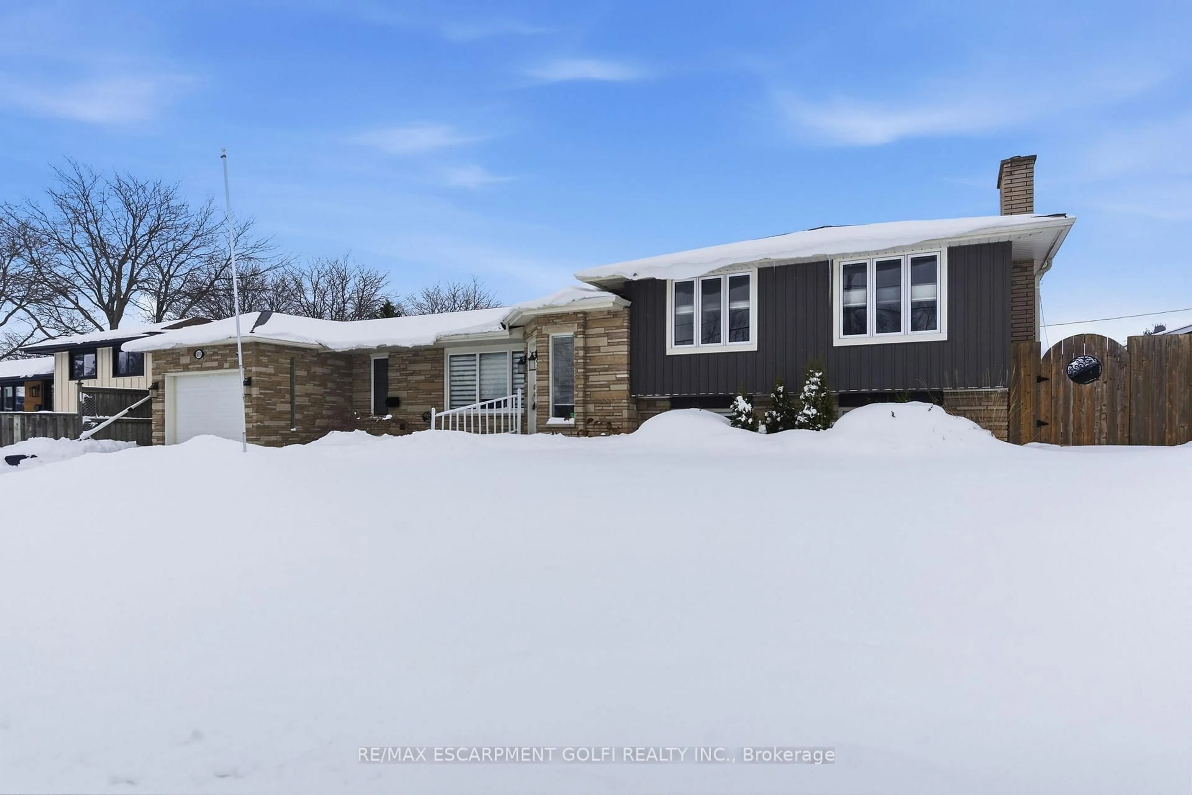 Unknown for 8133 Sarah St, Niagara Falls Ontario L2G 6T9