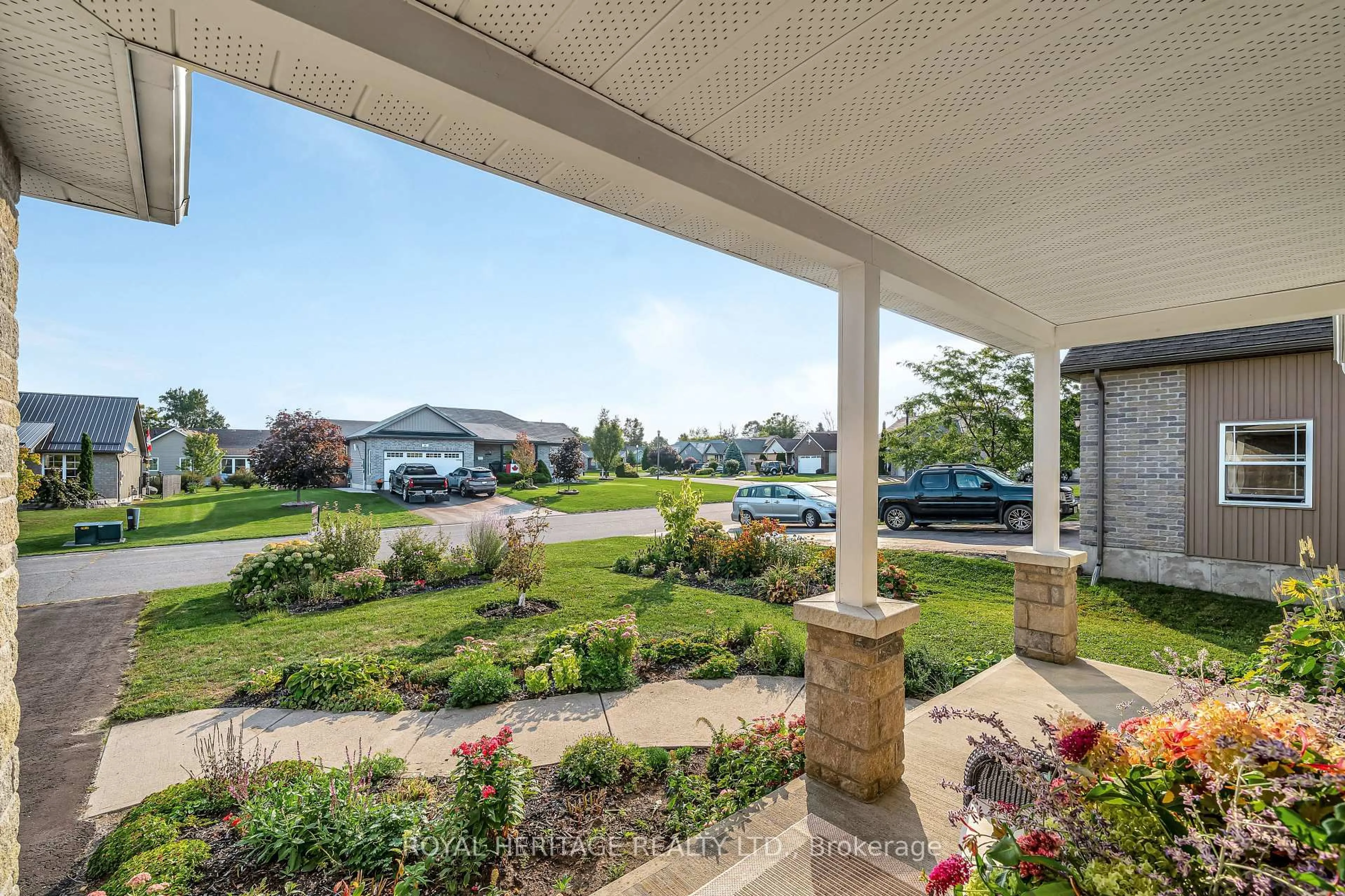 Patio, water/lake/river/ocean view for 27 Cortland Cres, Cramahe Ontario K0K 1S0