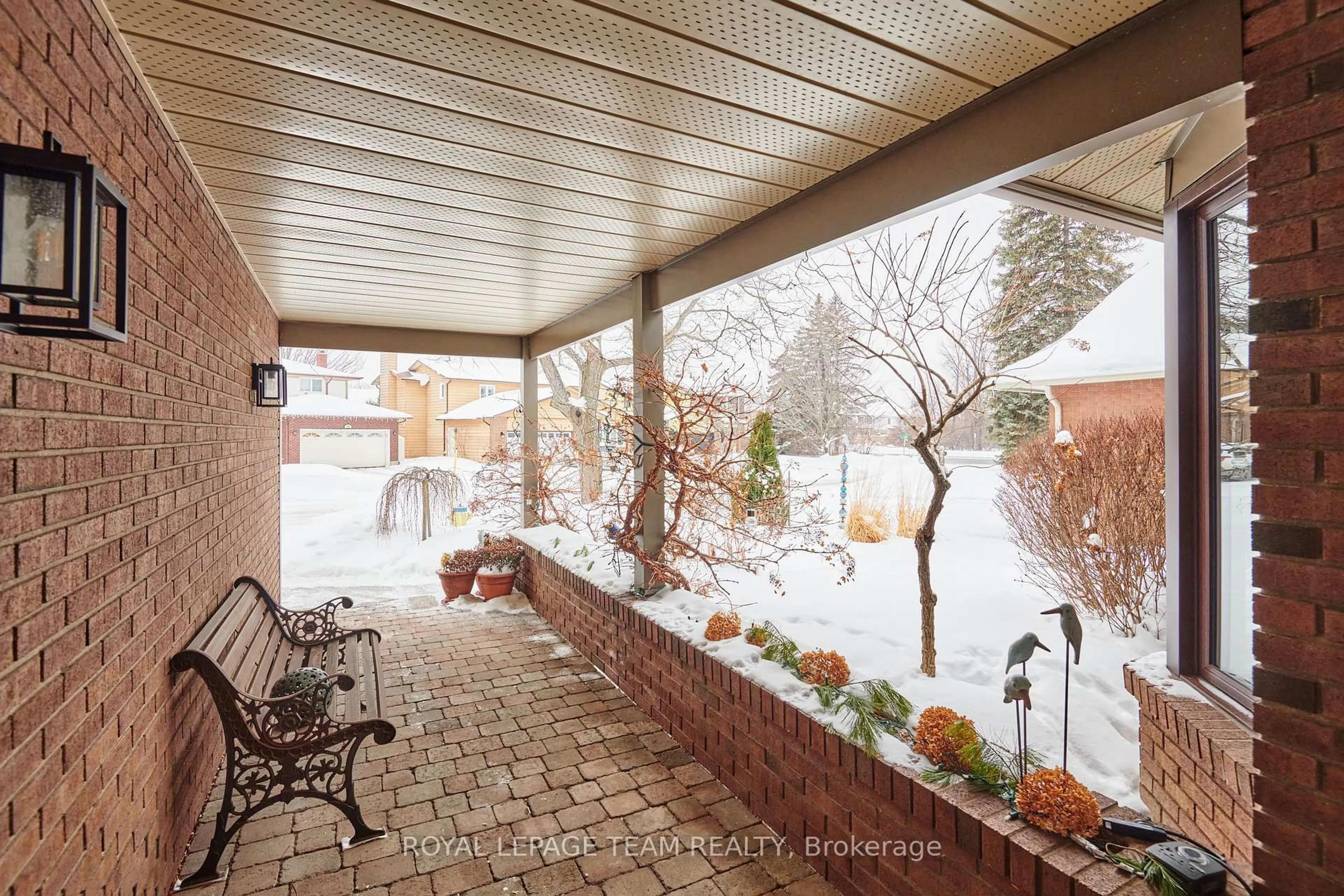 Patio, street for 9 Woodthrush Green, Ottawa Ontario K1V 0A9