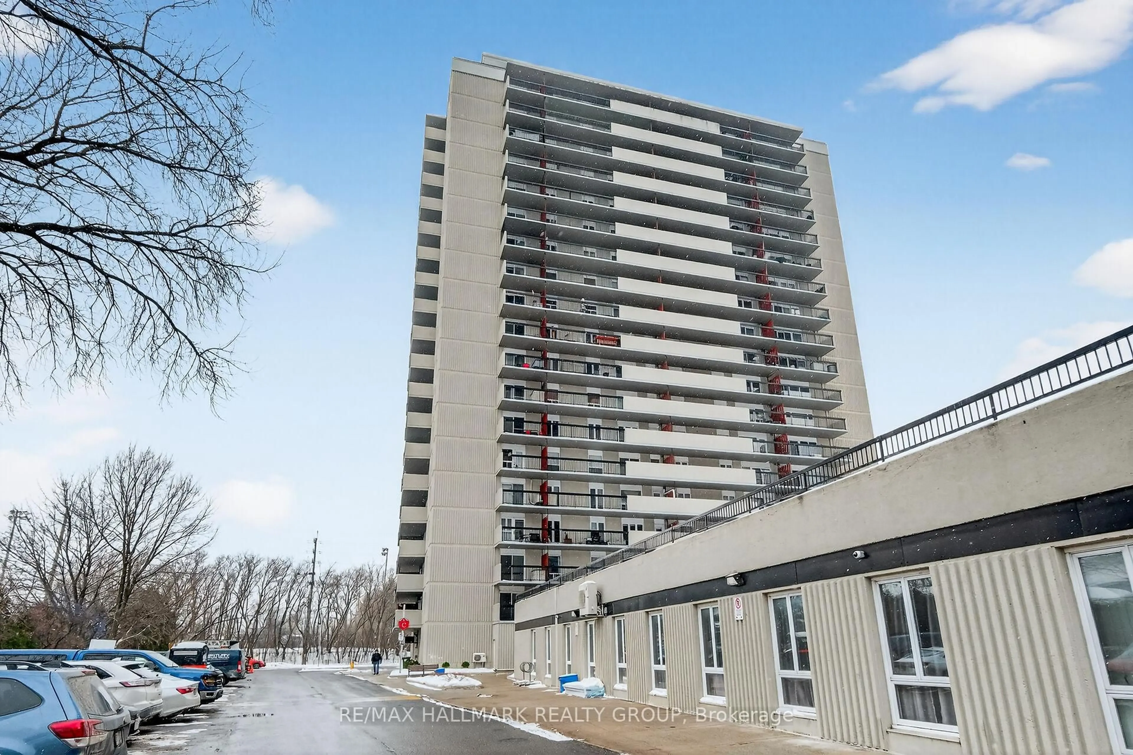 Unknown for 158C McArthur Ave #1408, Ottawa Ontario K1L 8E7