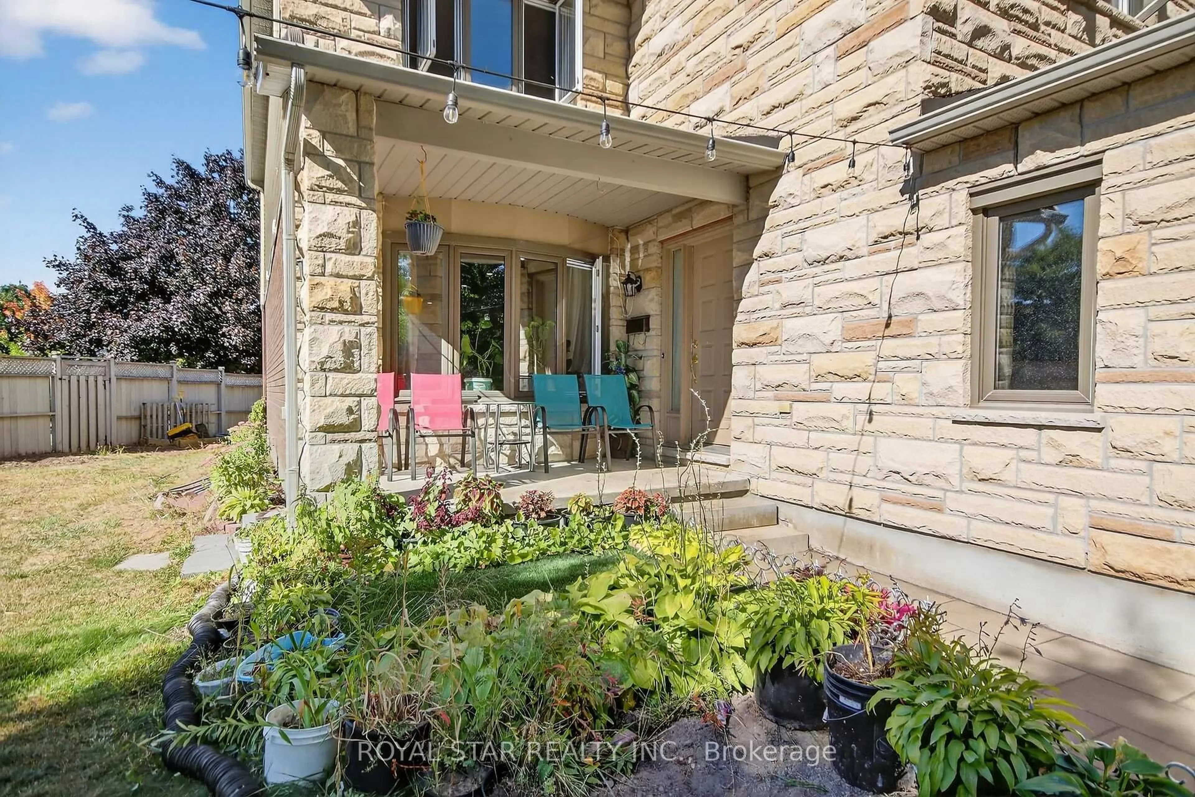 Patio, street for 5 Southland Cres, Ottawa Ontario K1G 5E5