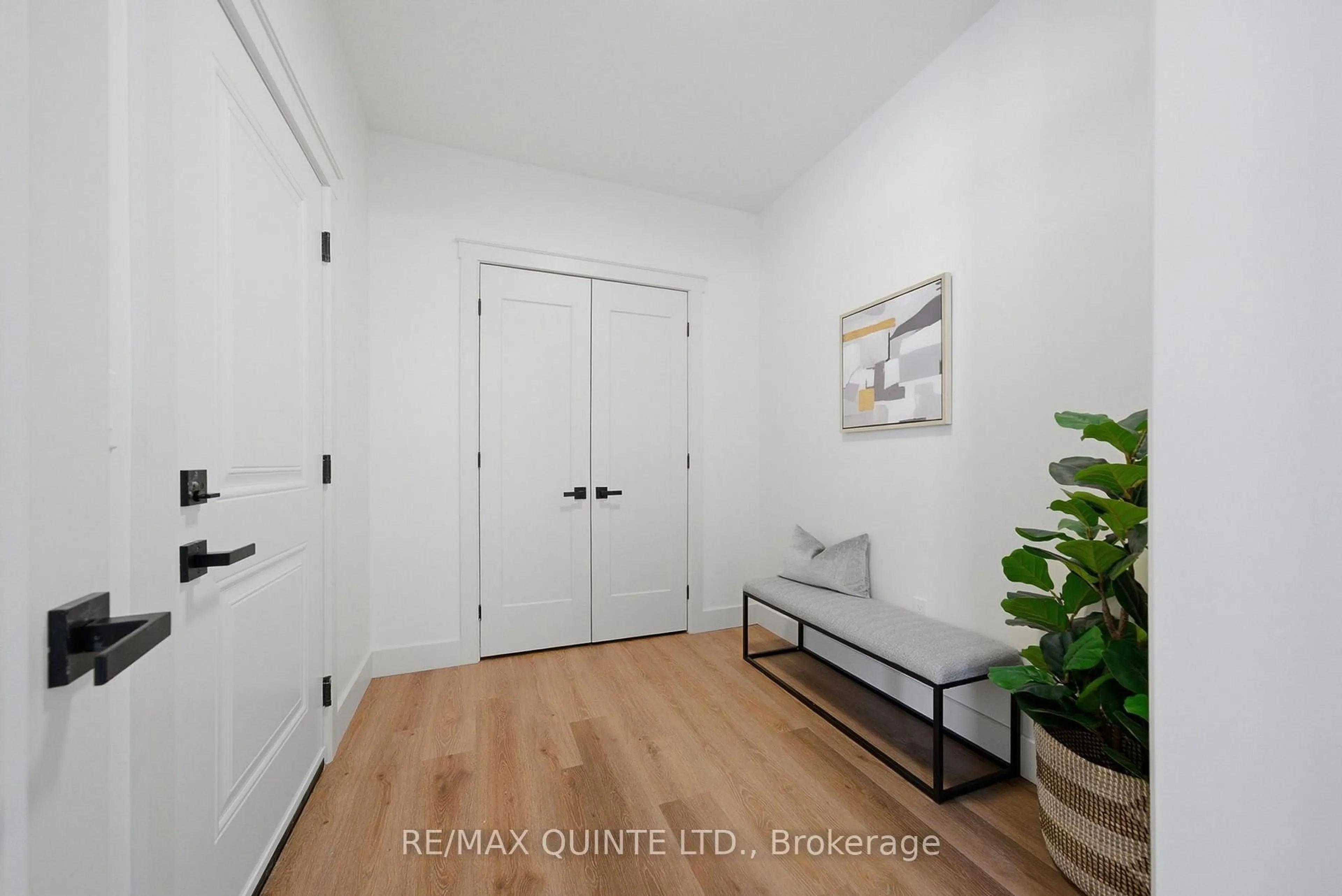 Indoor entryway for 2501 Harmony Rd, Tyendinaga Ontario K8N 4Z6