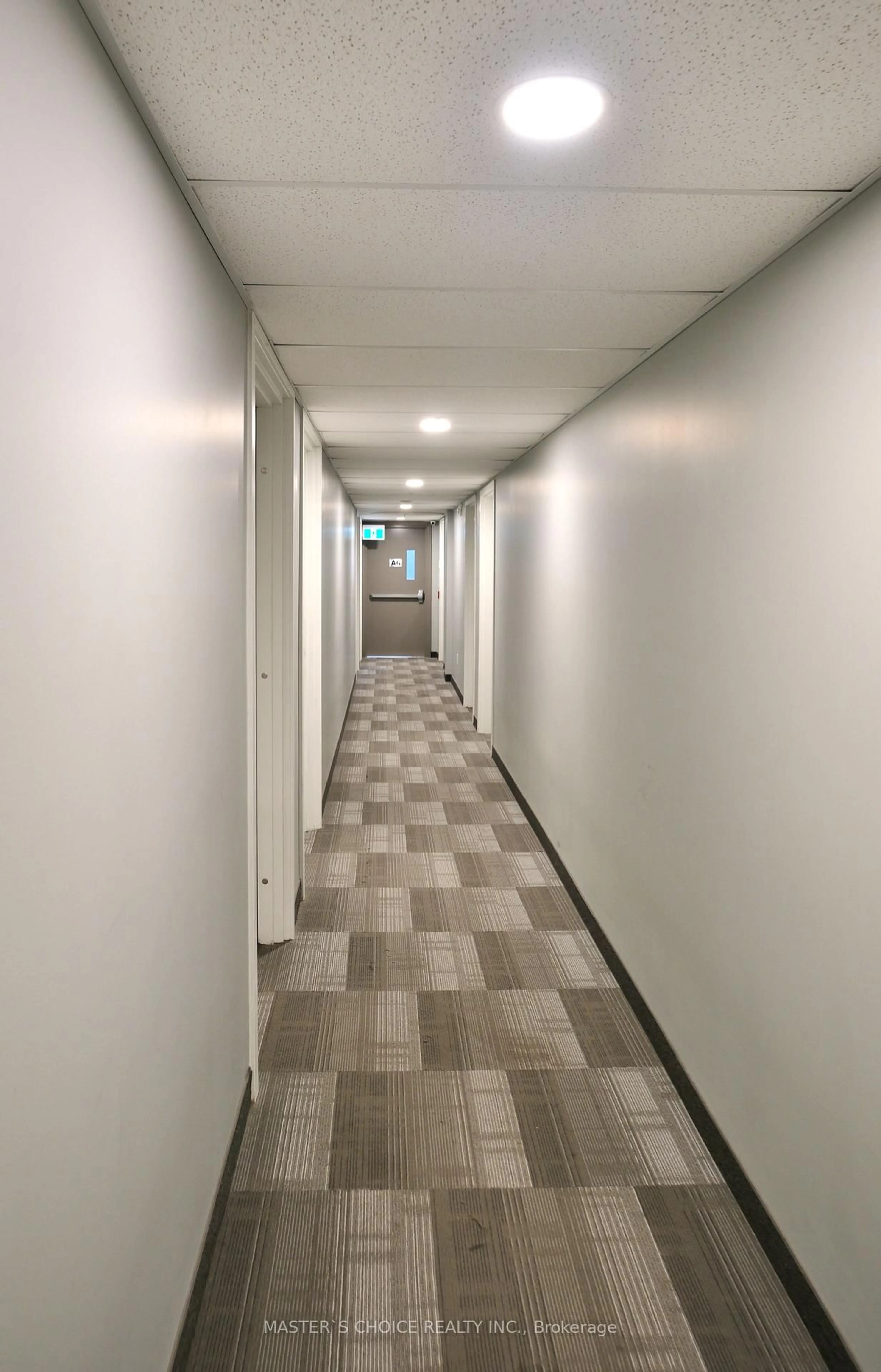 Indoor foyer for 308 Lester St #605, Waterloo Ontario N2L 3W6