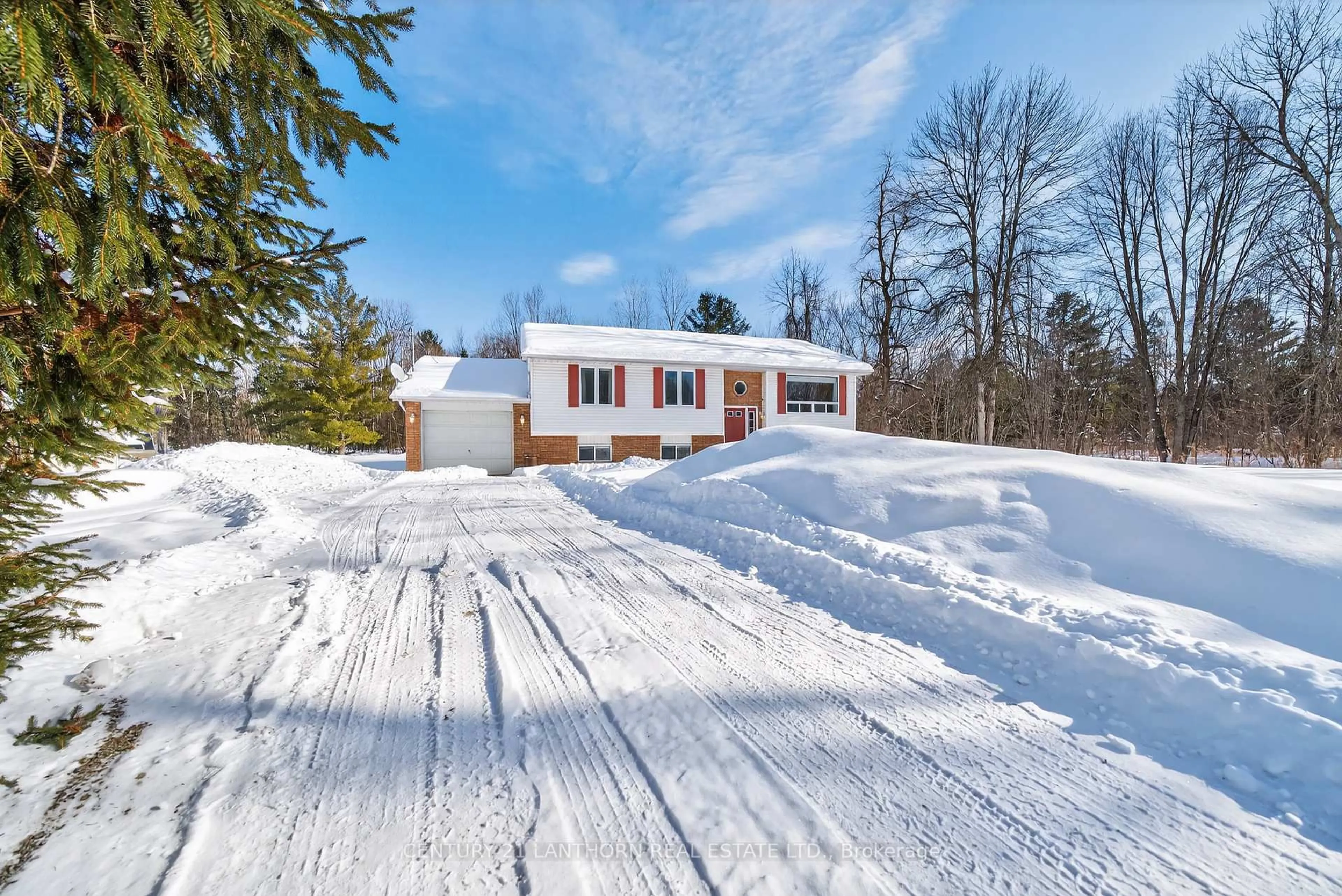 A pic from outside/outdoor area/front of a property/back of a property/a pic from drone, street for 8502 62 Highway, Quinte West Ontario K0K 2B0