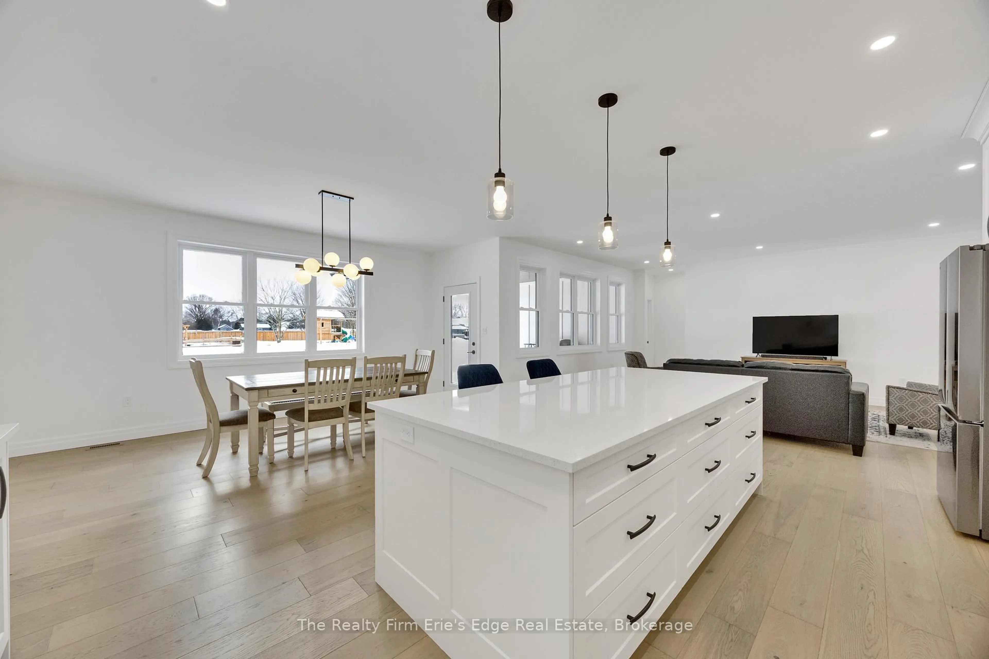 Open concept kitchen, unknown for 57013 Bruce St, Bayham Ontario N0J 1H0
