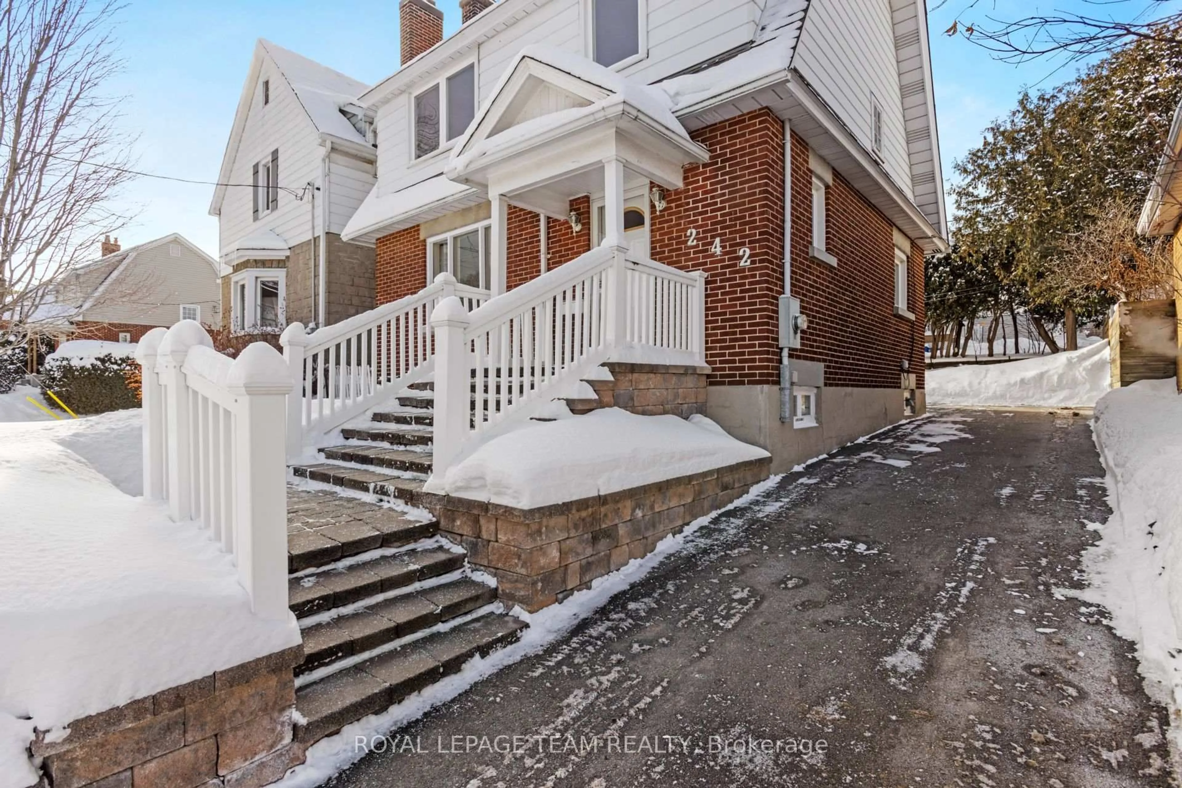 Unknown for 242 Fairmont Ave, Ottawa Ontario K1Y 1X9
