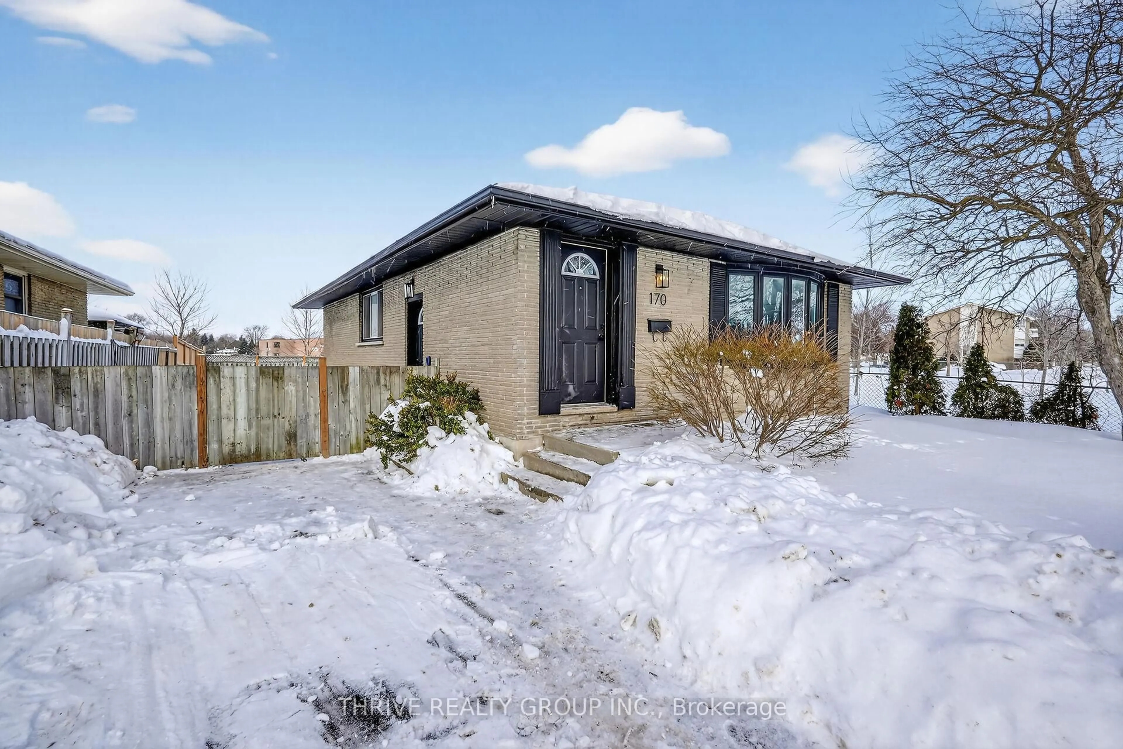 Unknown for 170 Pawnee Rd, London East Ontario N5V 2S8