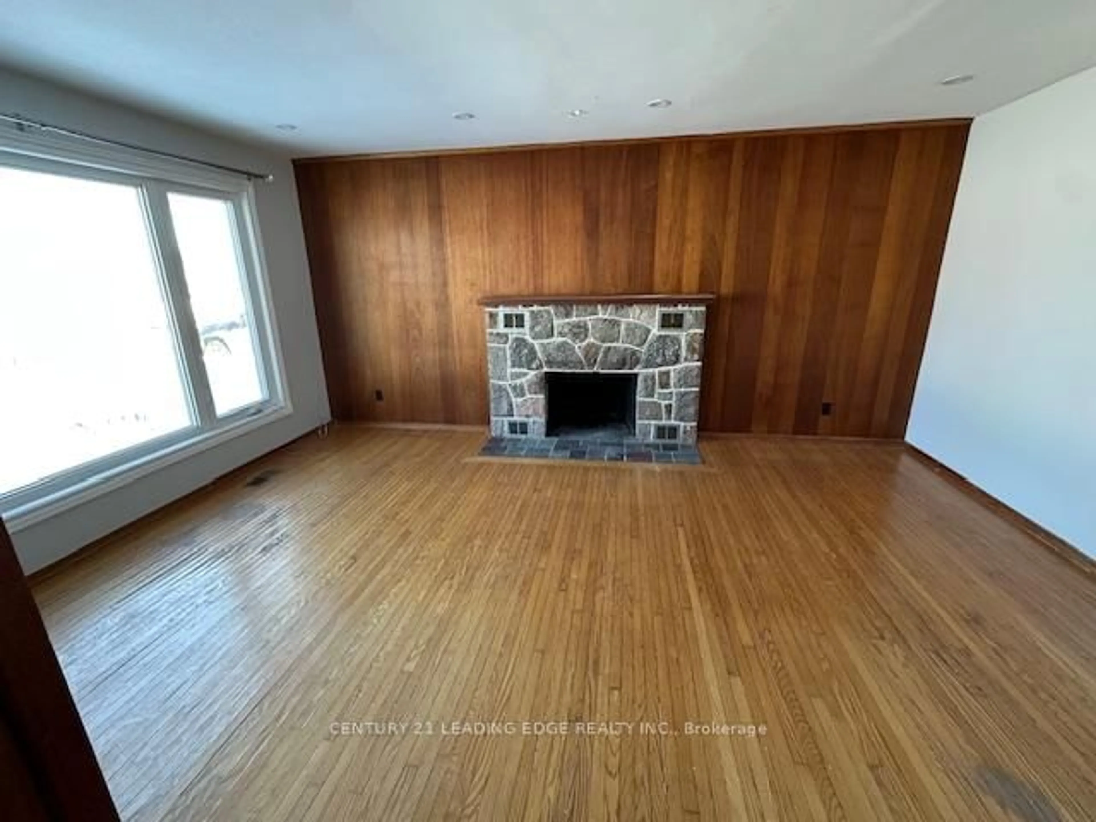 A pic of a room for 231 Carman Rd, Brighton Ontario K0K 1H0