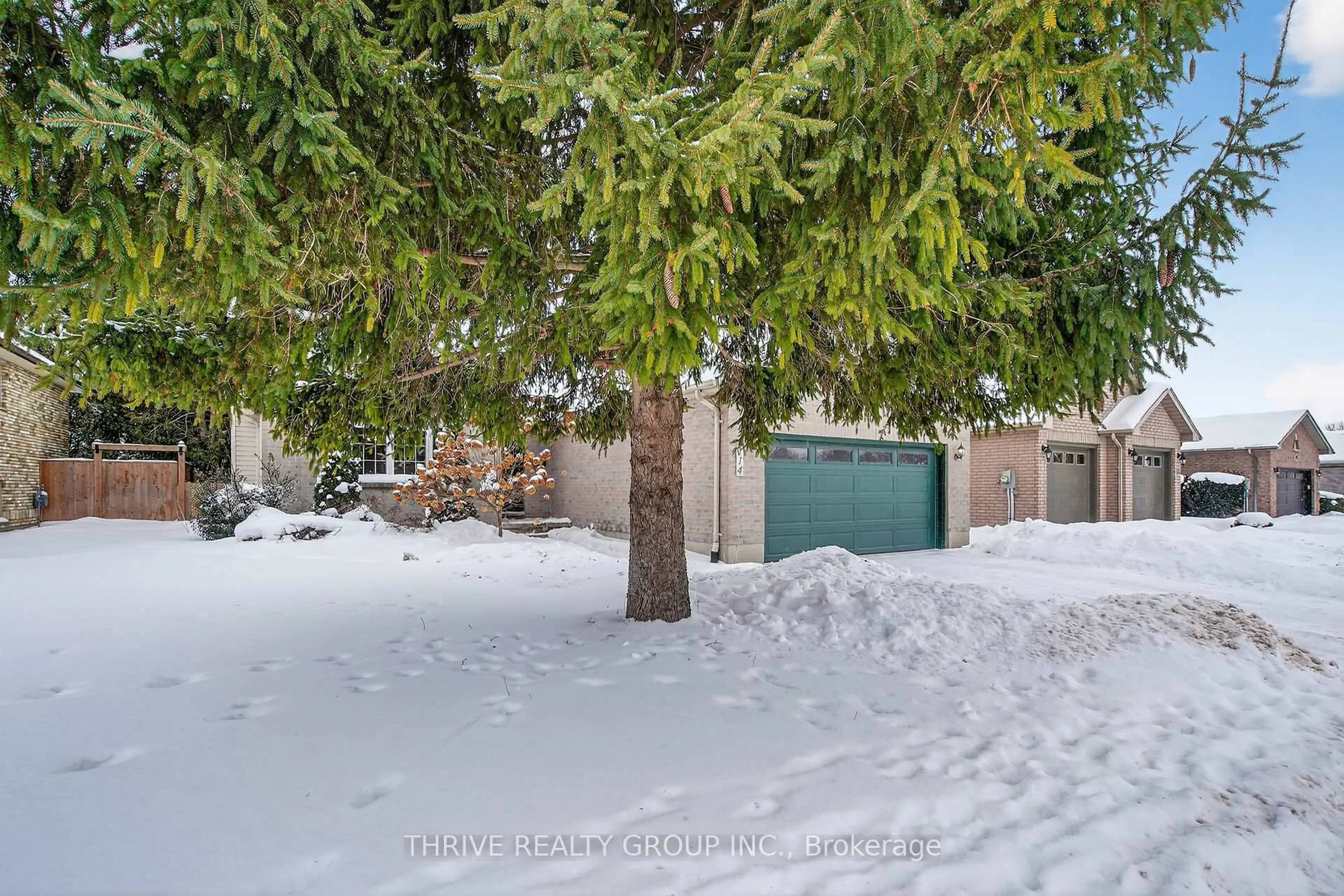 Unknown for 114 Parkview Dr, Strathroy-Caradoc Ontario N7G 4A3