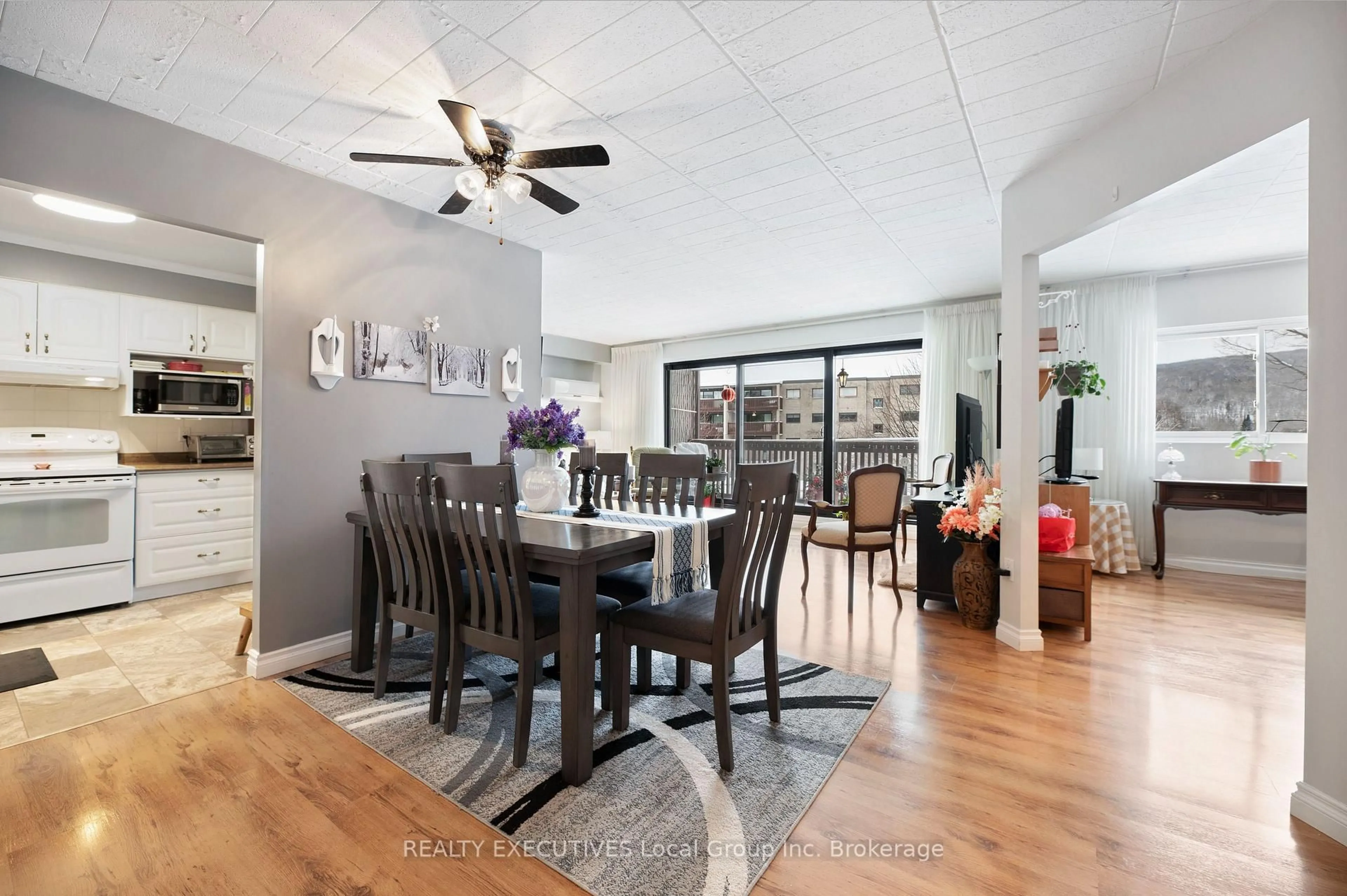 Dining room, unknown for 149 Lindsay St #208, North Bay Ontario P1B 7Z1