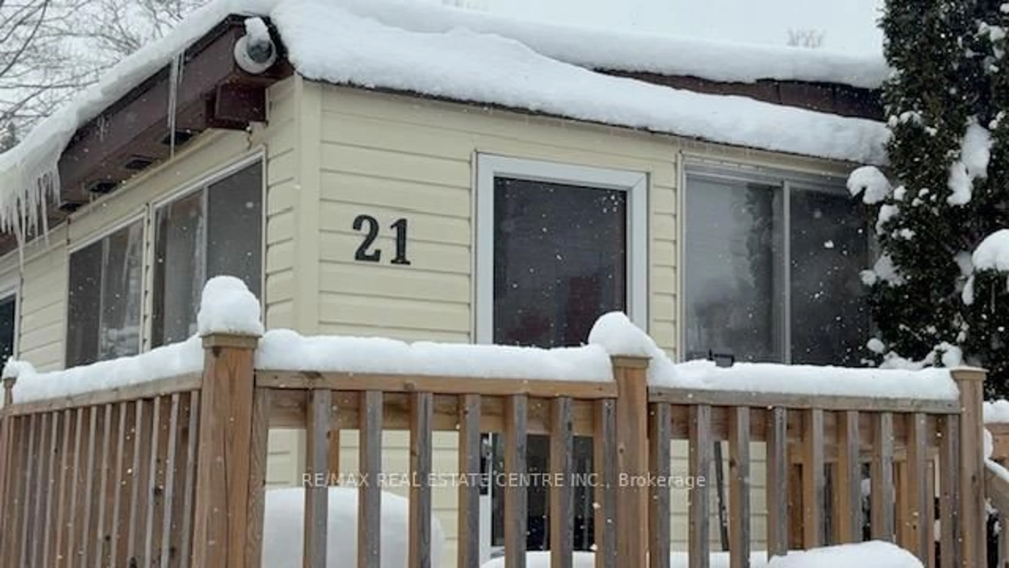 Shed for 21 Maple Grove Village Rd, Southgate Ontario N0C 1B0