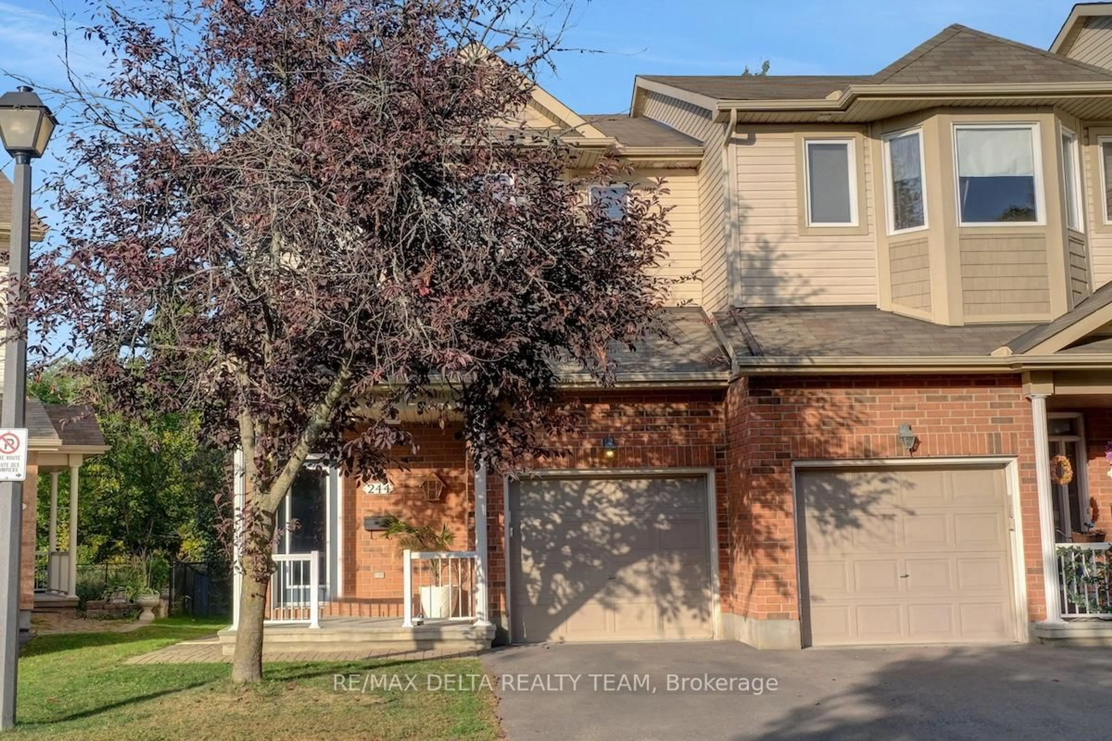 Home with vinyl exterior material, street for 244 Parkrose Private, Ottawa Ontario K4A 0N8