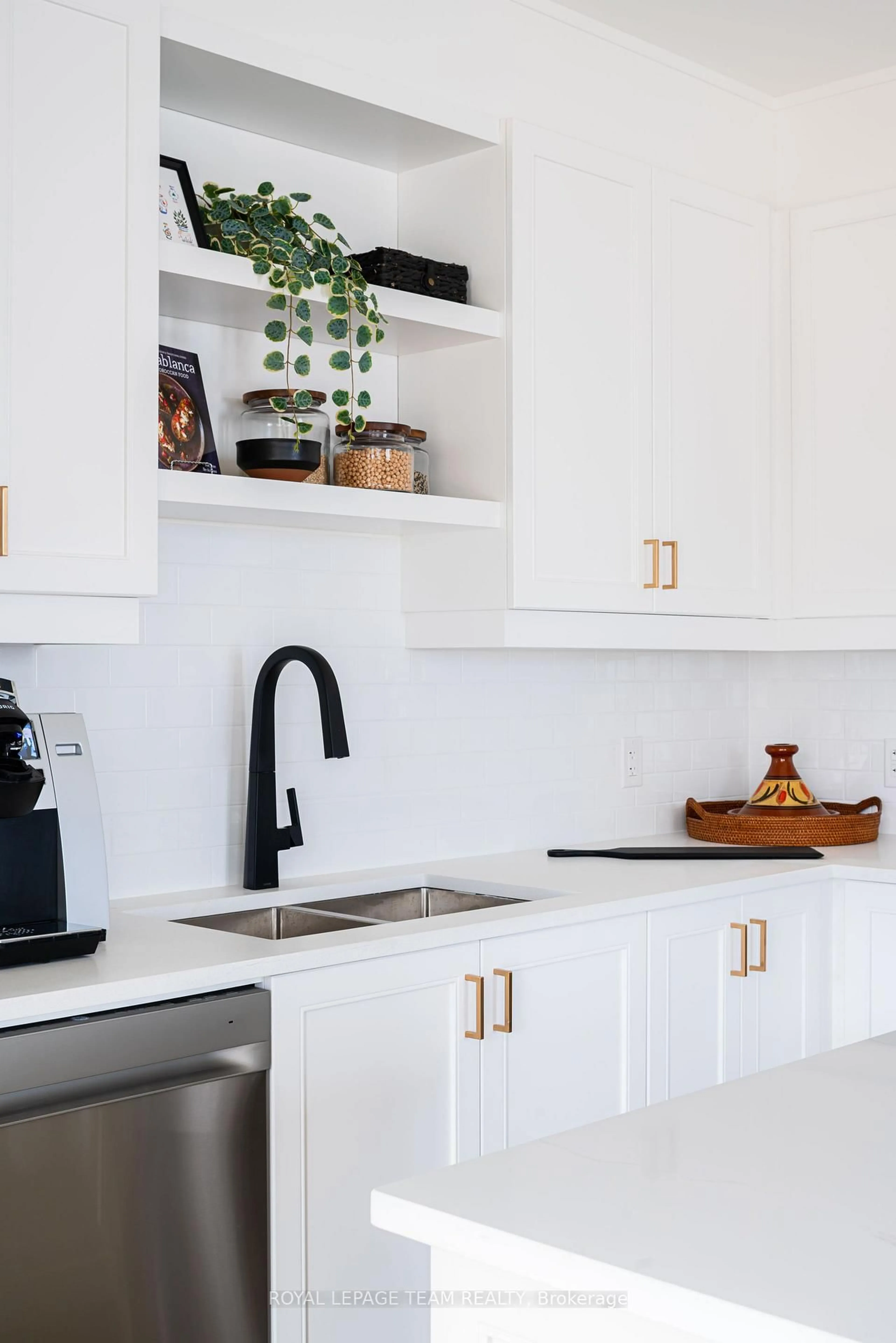 Contemporary kitchen, unknown for 101 Laurel Private, North Grenville Ontario K0G 1J0