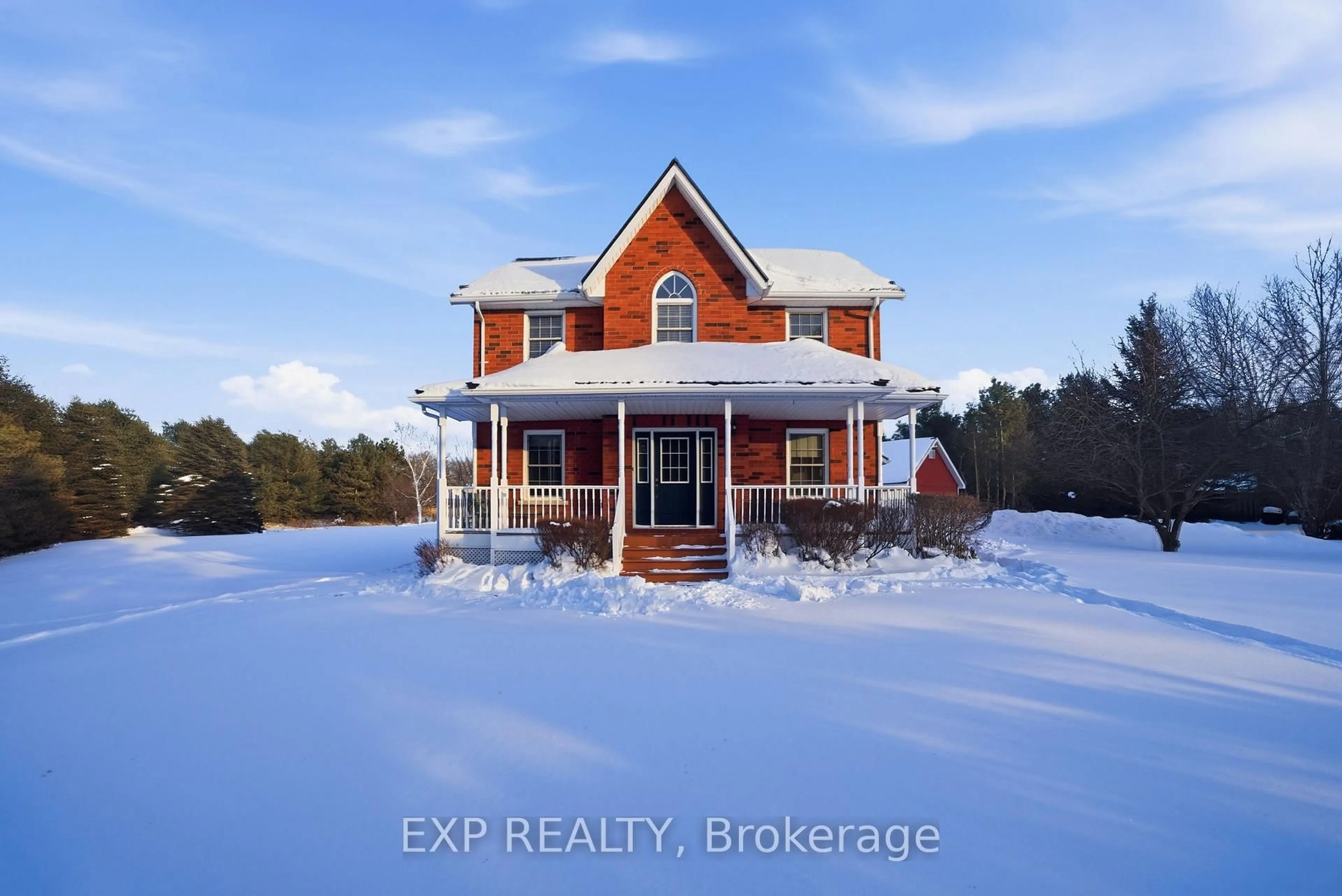 A pic from outside/outdoor area/front of a property/back of a property/a pic from drone, building for 3863 Larose Cres, Port Hope Ontario L0A 1B0