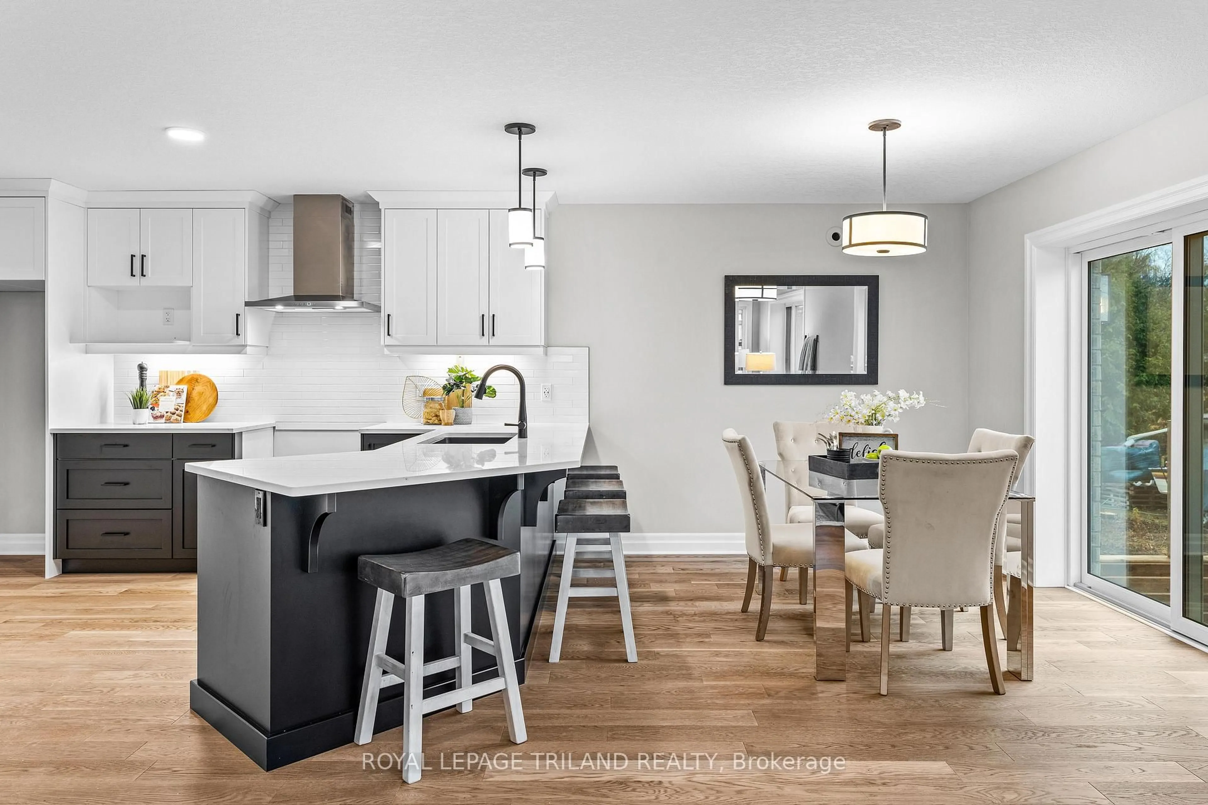 Open concept kitchen, unknown for 79 HICKORY Lane, St. Thomas Ontario N5R 6K8