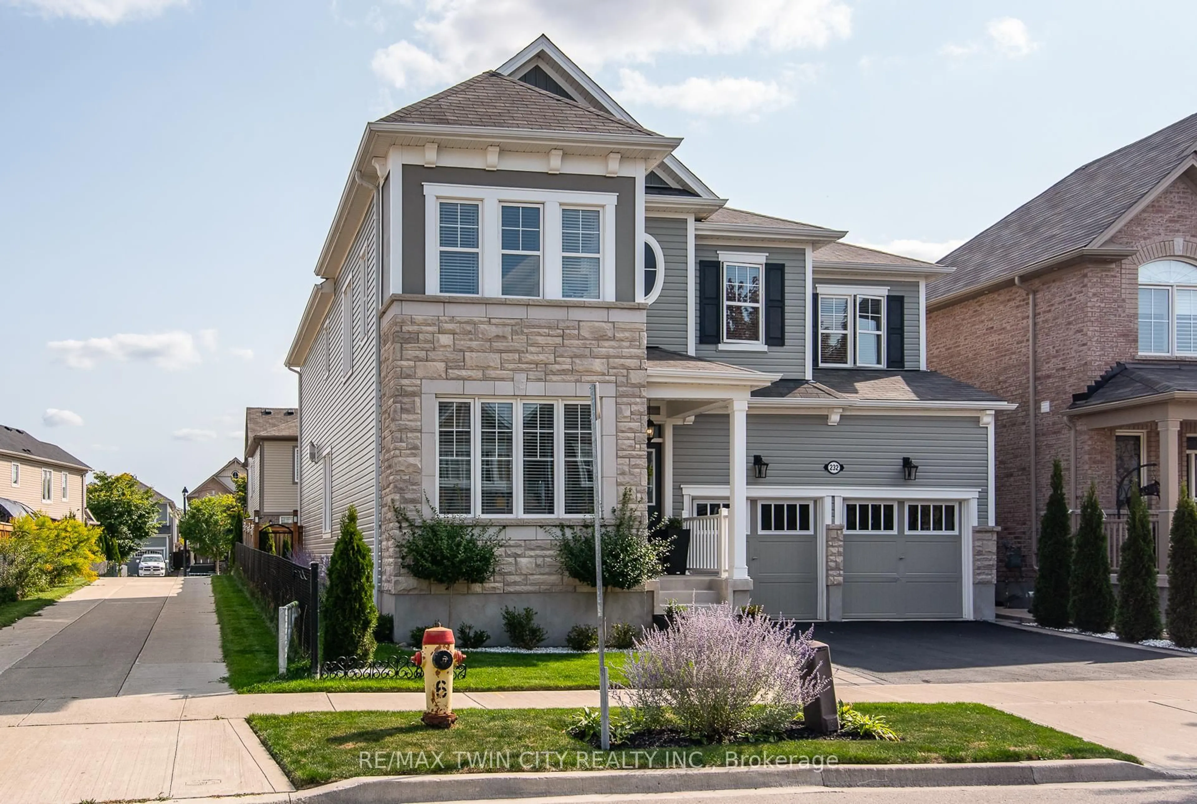 Home with brick exterior material, street for 232 Shady Glen Cres, Kitchener Ontario N2R 1P6