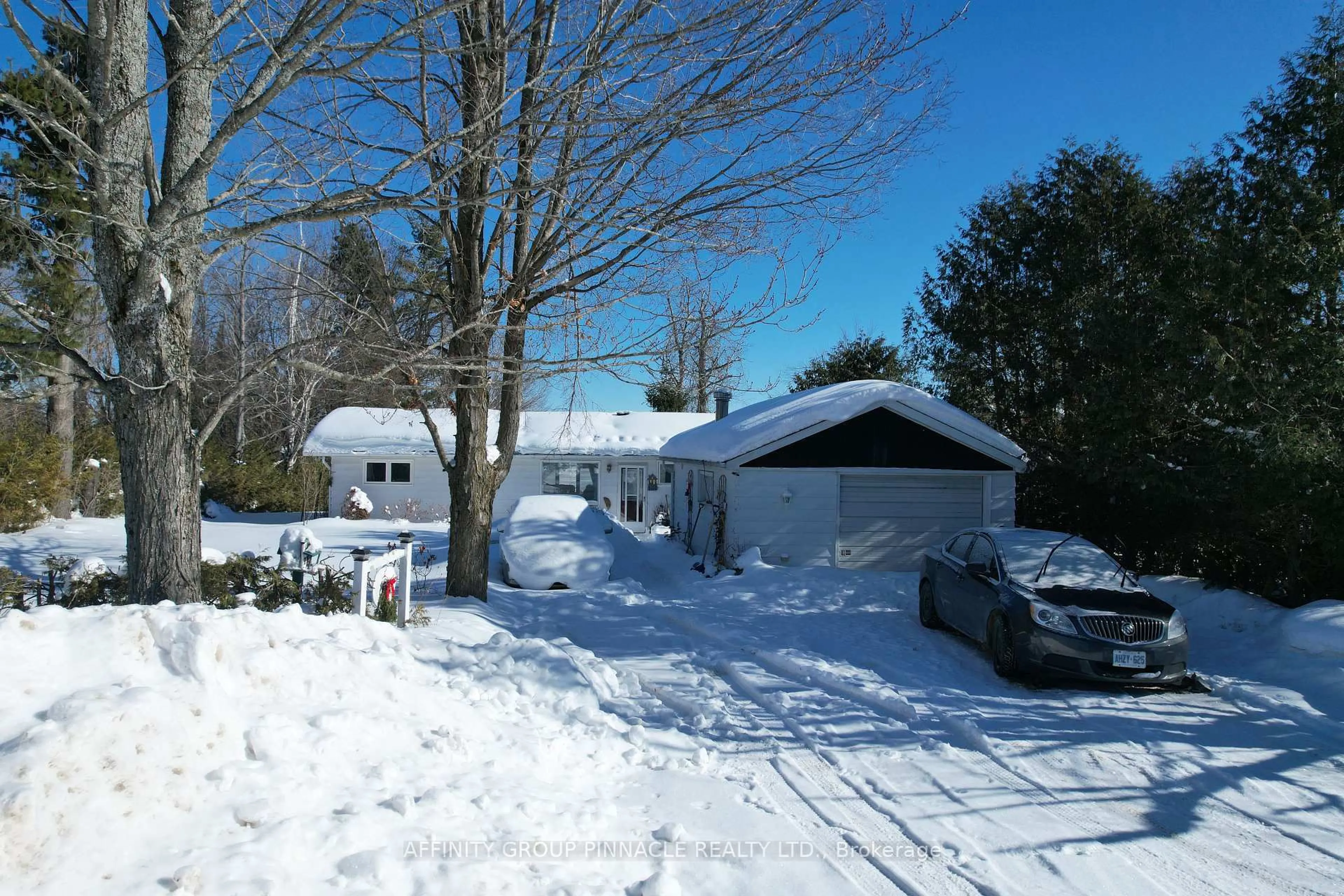 A pic from outside/outdoor area/front of a property/back of a property/a pic from drone, street for 10 Ewen St, Kawartha Lakes Ontario K0M 2B0
