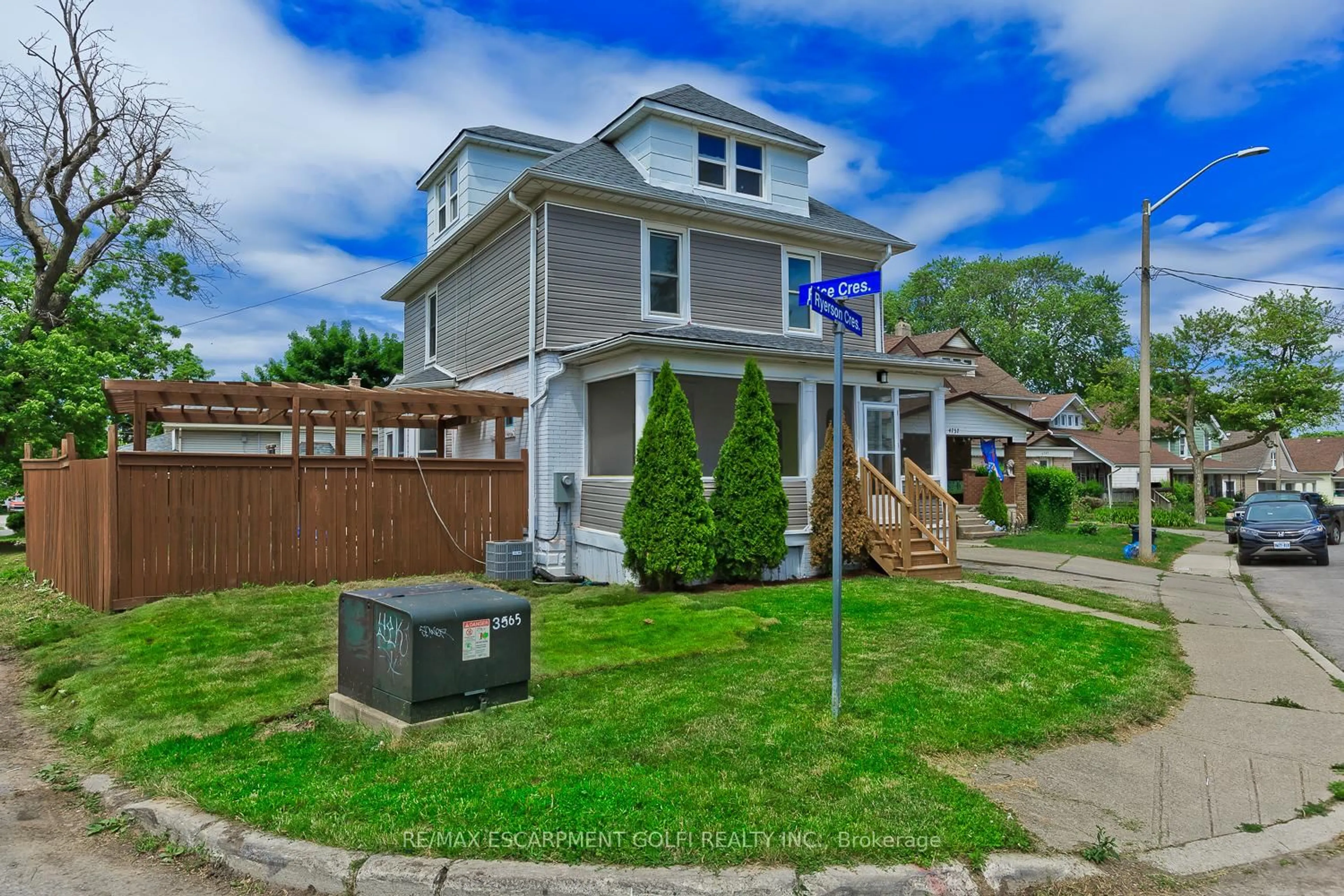 Unknown for 4743 Ryerson Cres, Niagara Falls Ontario L2E 1E6