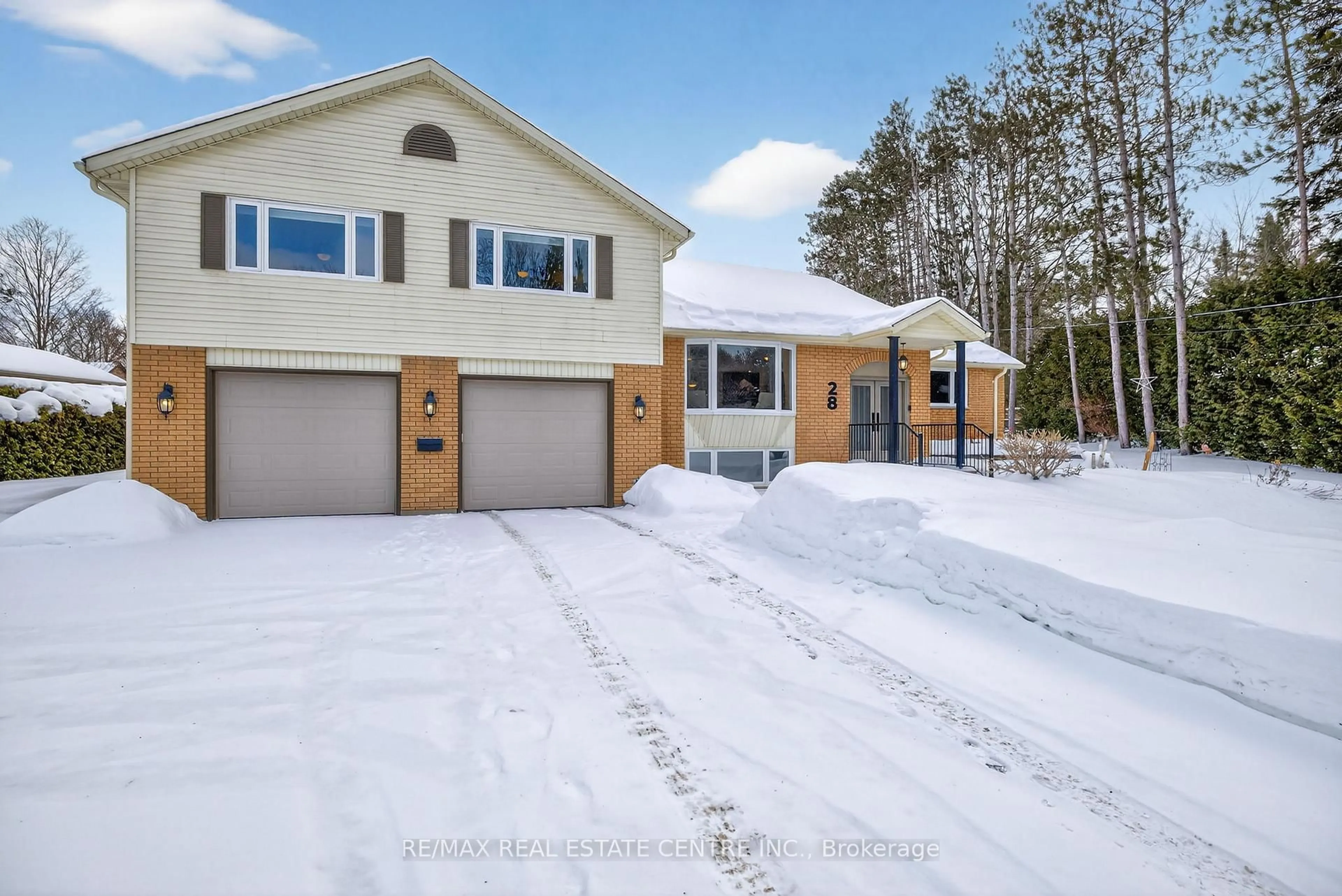 Unknown for 28 Starrview Cres, Orangeville Ontario L9W 3B1
