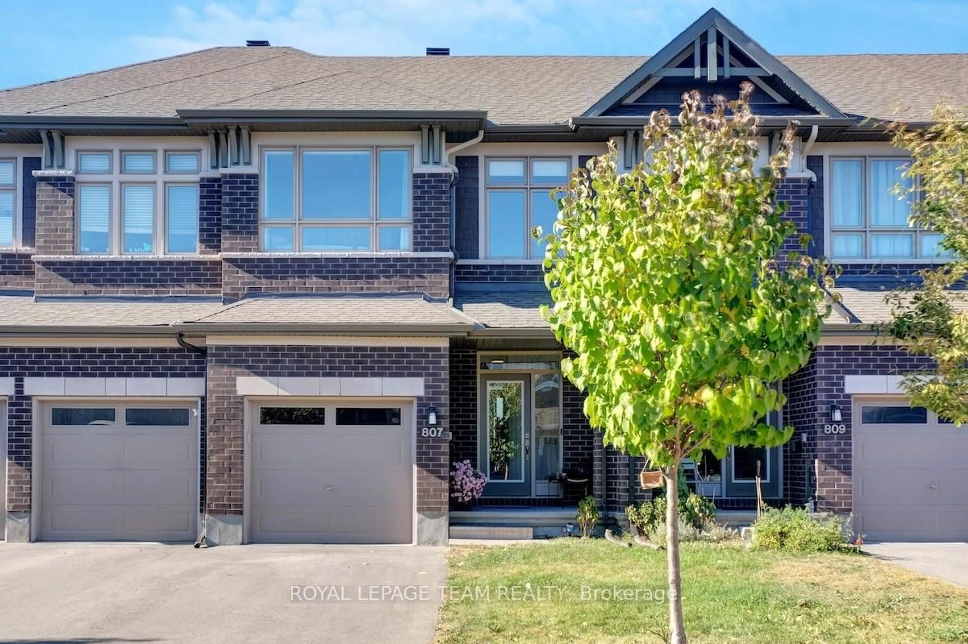 Home with brick exterior material, street for 807 Clapham Terr, Ottawa Ontario K2S 2N8