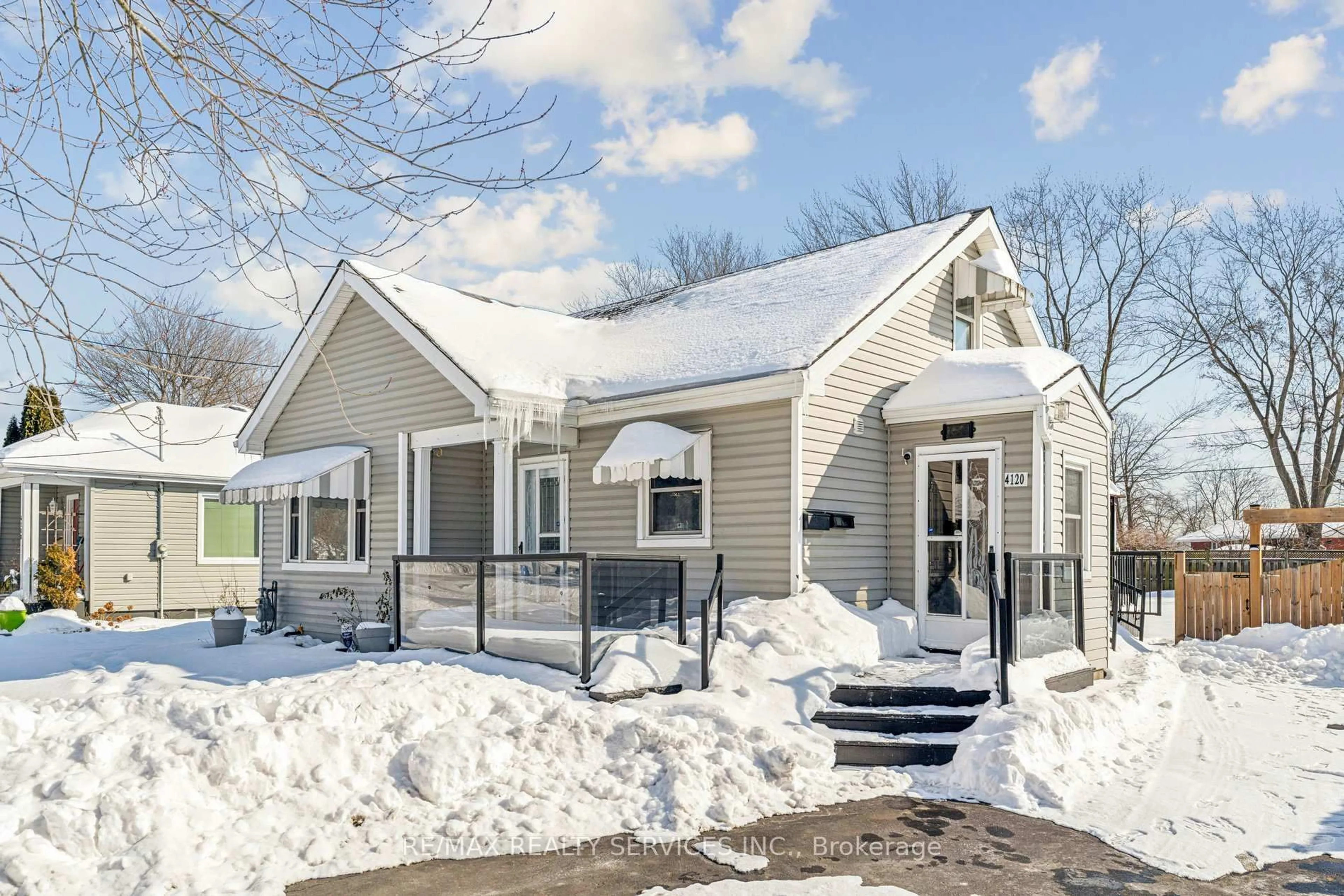 Unknown for 4120 Wellington St, Niagara Falls Ontario L2G 6L7