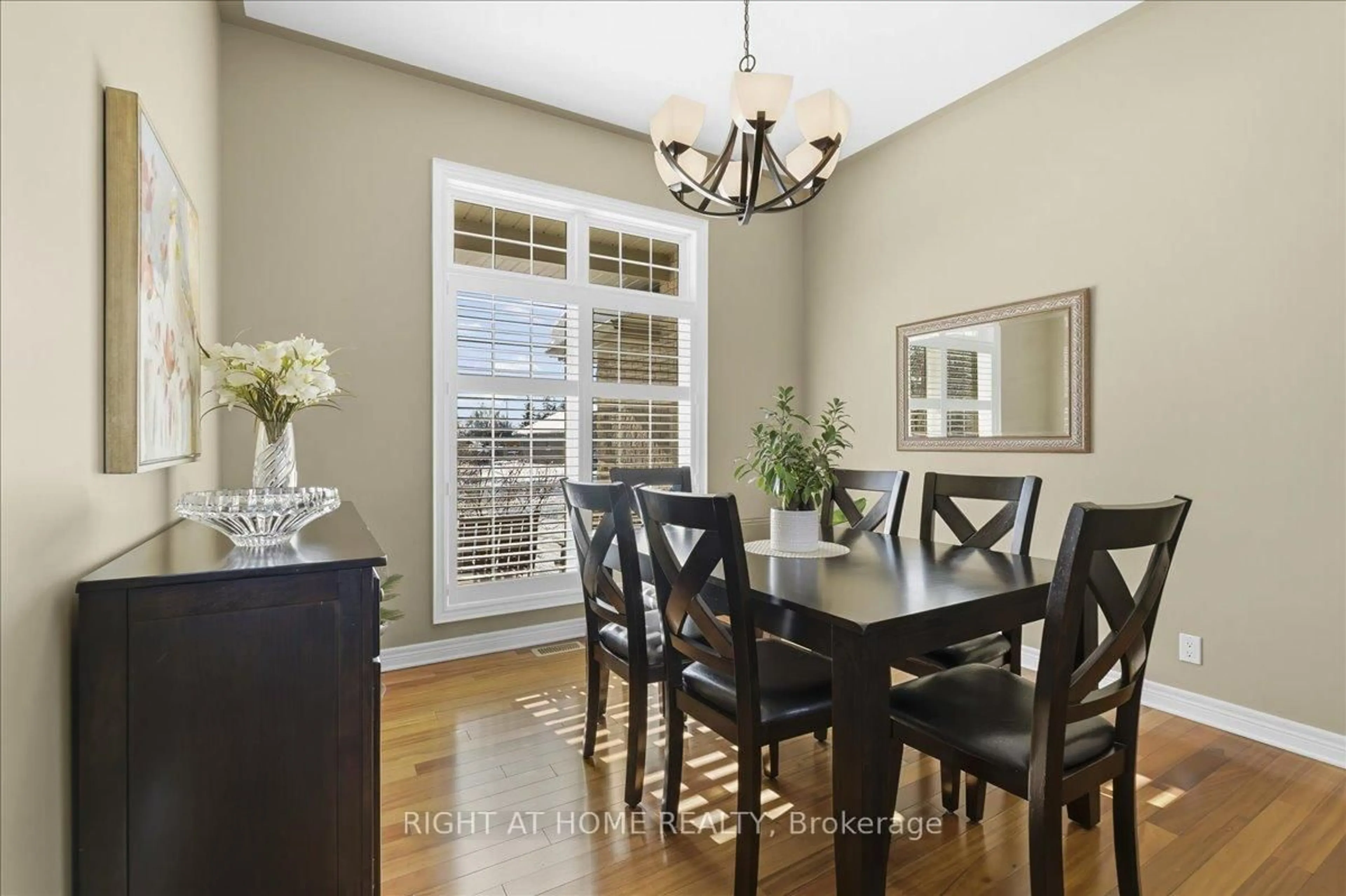 Dining room, unknown for 44 Melody Dr, Norfolk Ontario N4B 3E1