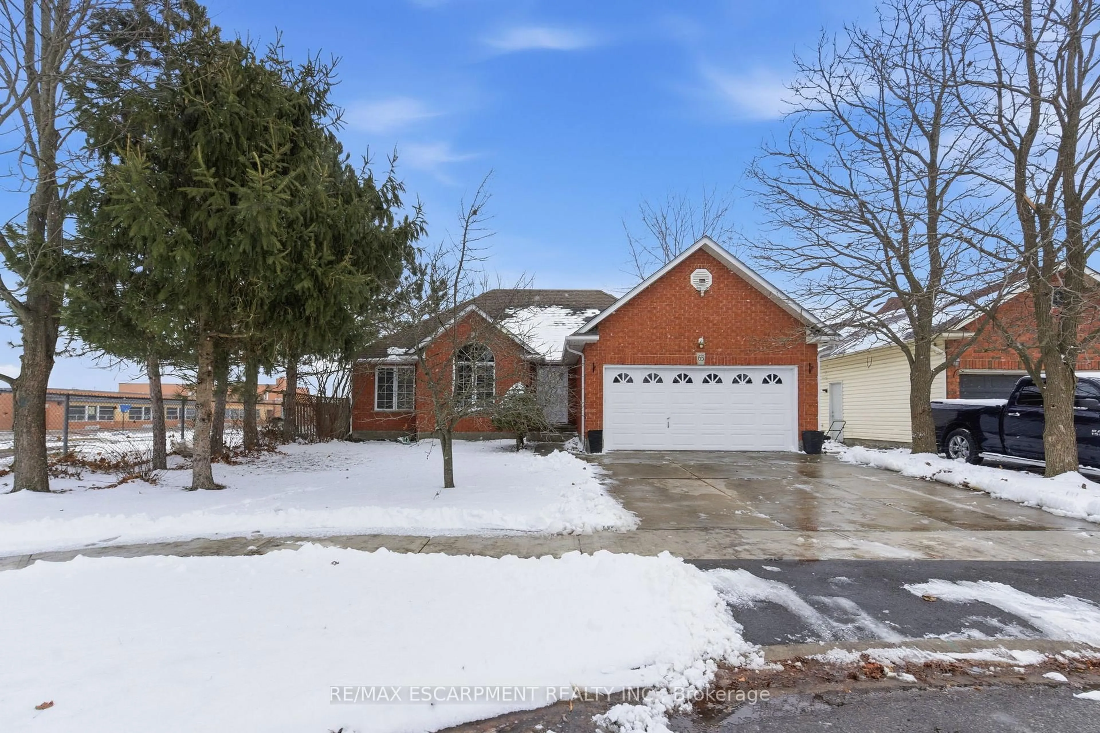 Unknown for 65 Thistlemoor Dr, Haldimand Ontario N3W 2K5