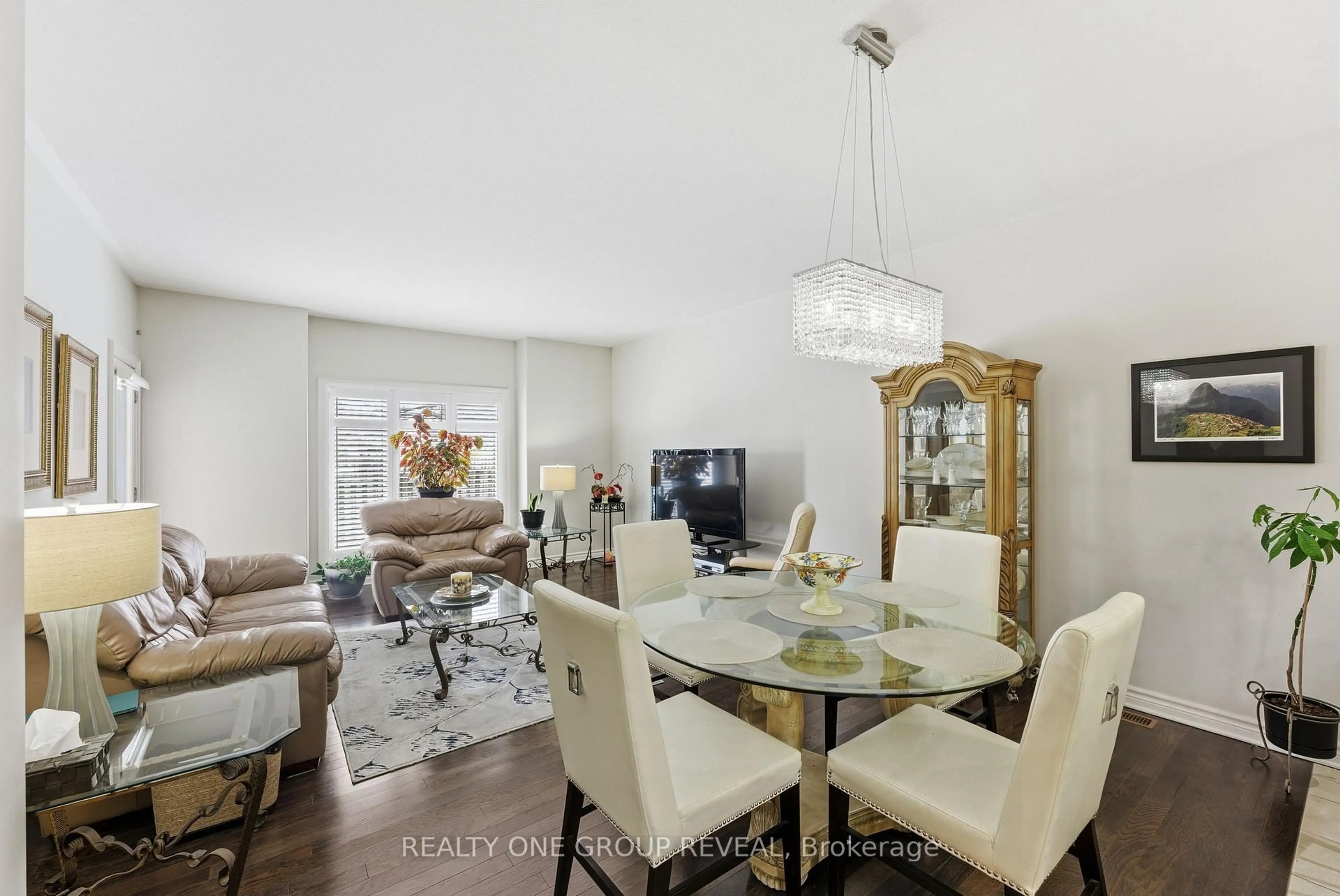 Dining room, unknown for 4399 Montrose Rd #20, Niagara Falls Ontario L2E 5B3