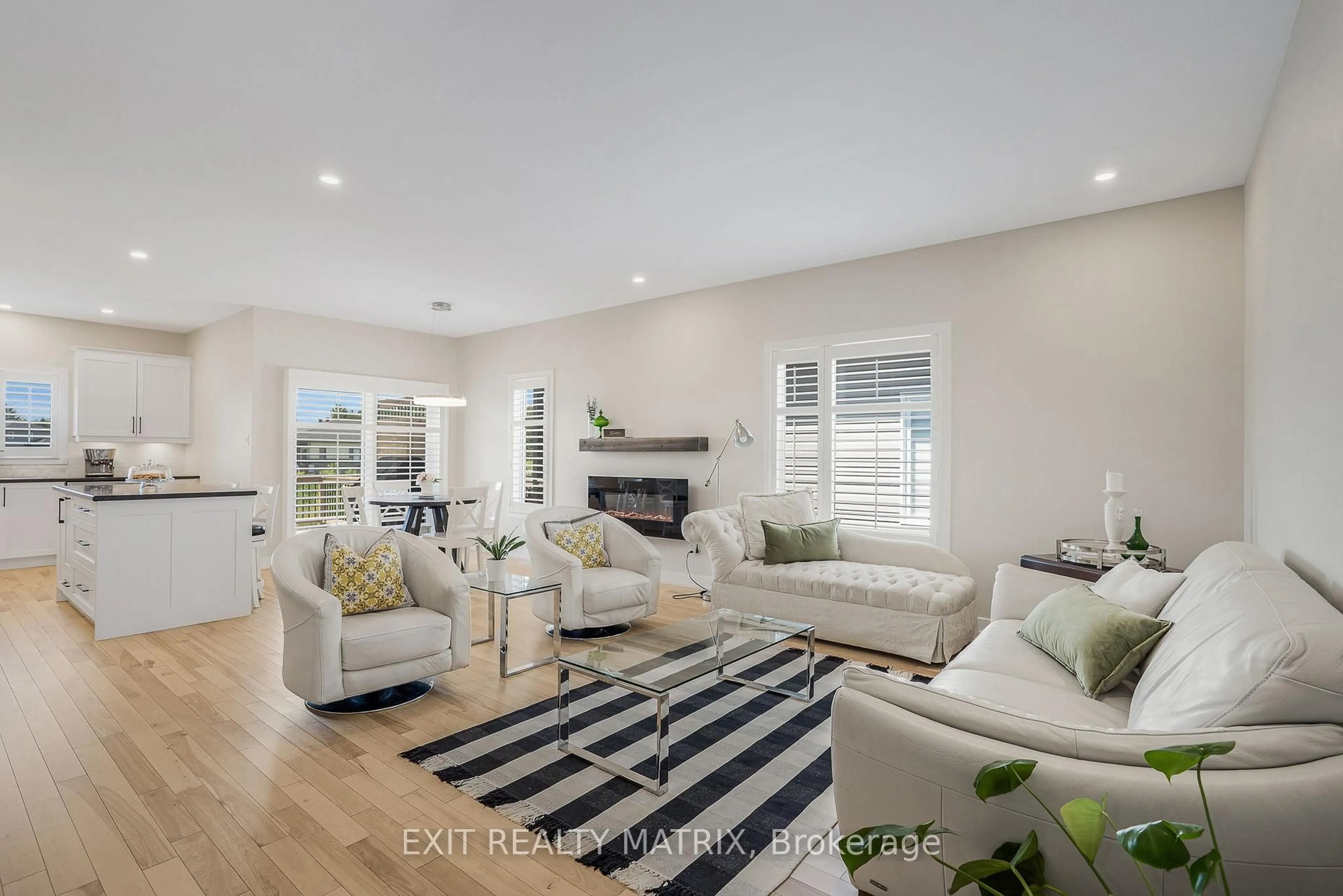 Living room with furniture, unknown for 9 SARAH St, Casselman Ontario K0A 1M0