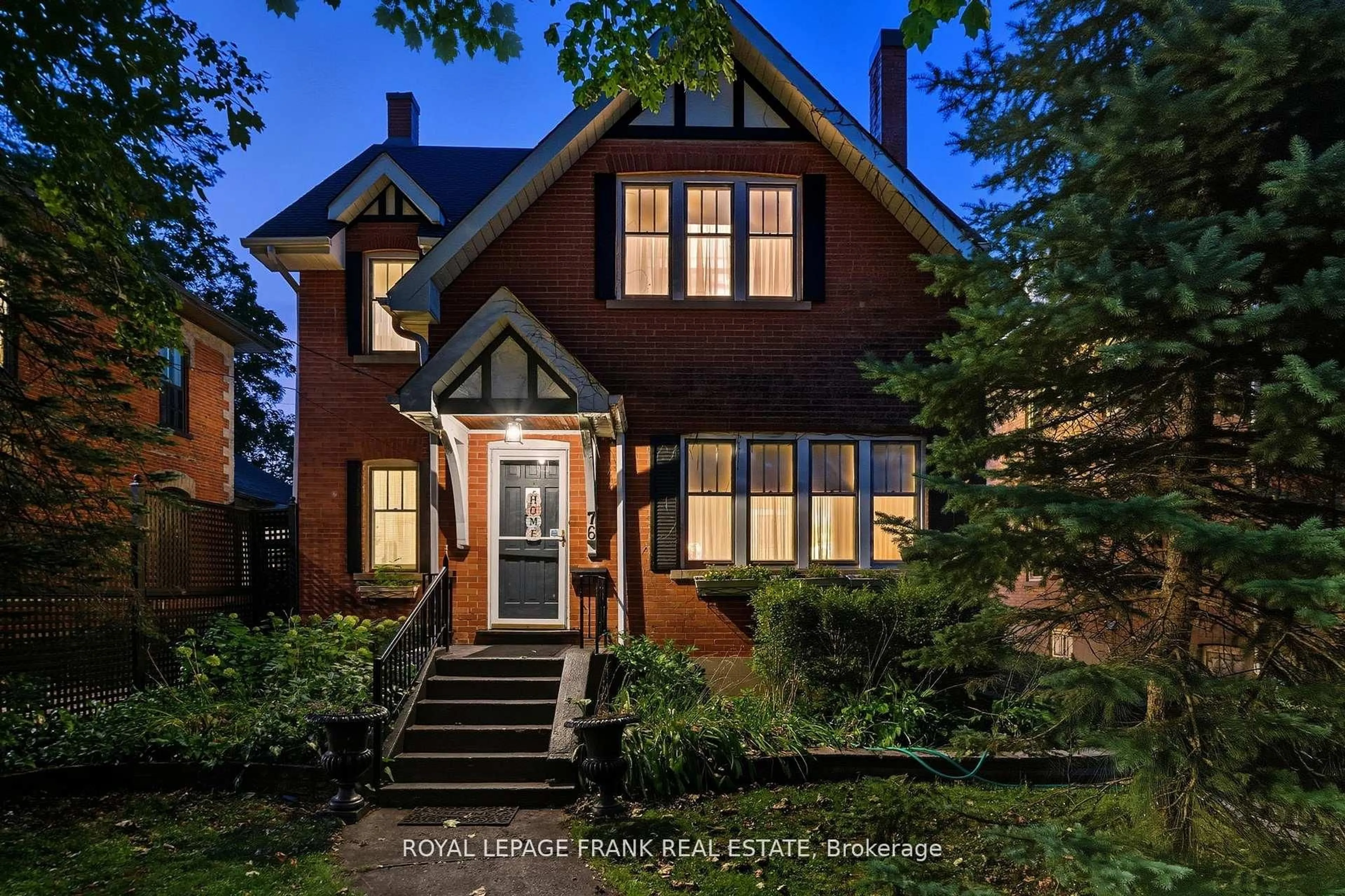 Home with brick exterior material, street for 76 Bond St, Kawartha Lakes Ontario K9V 3R4