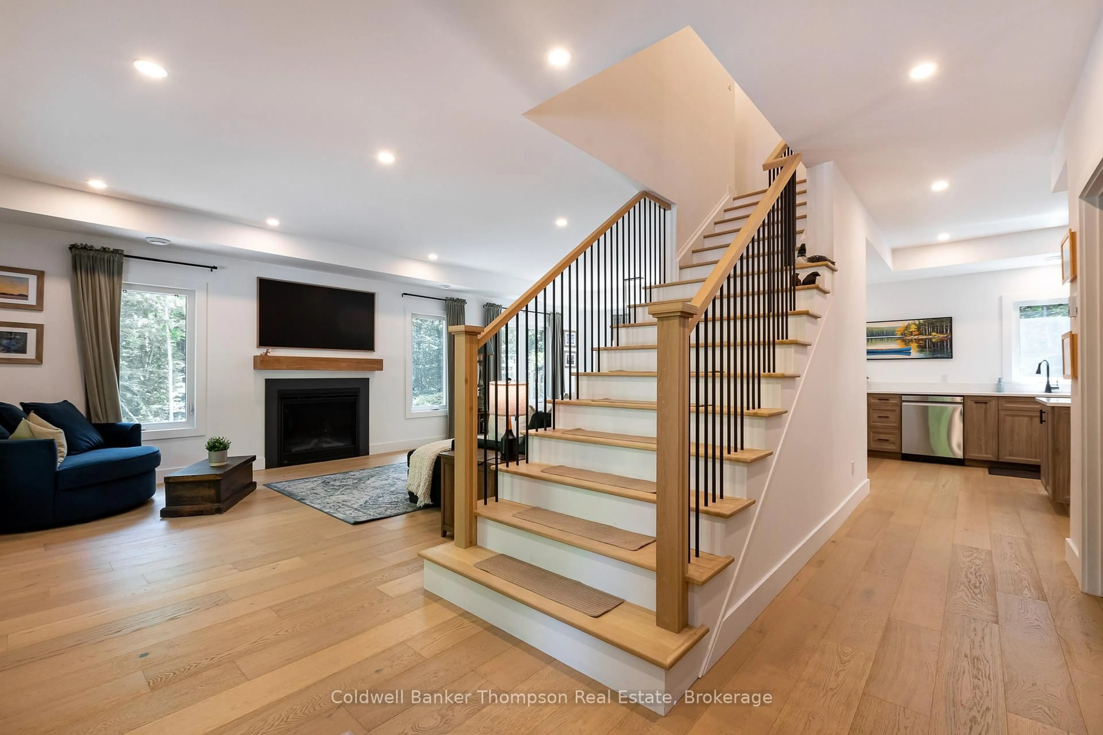 Unknown for 4620 Aspdin Rd, Muskoka Lakes Ontario P0C 1J0