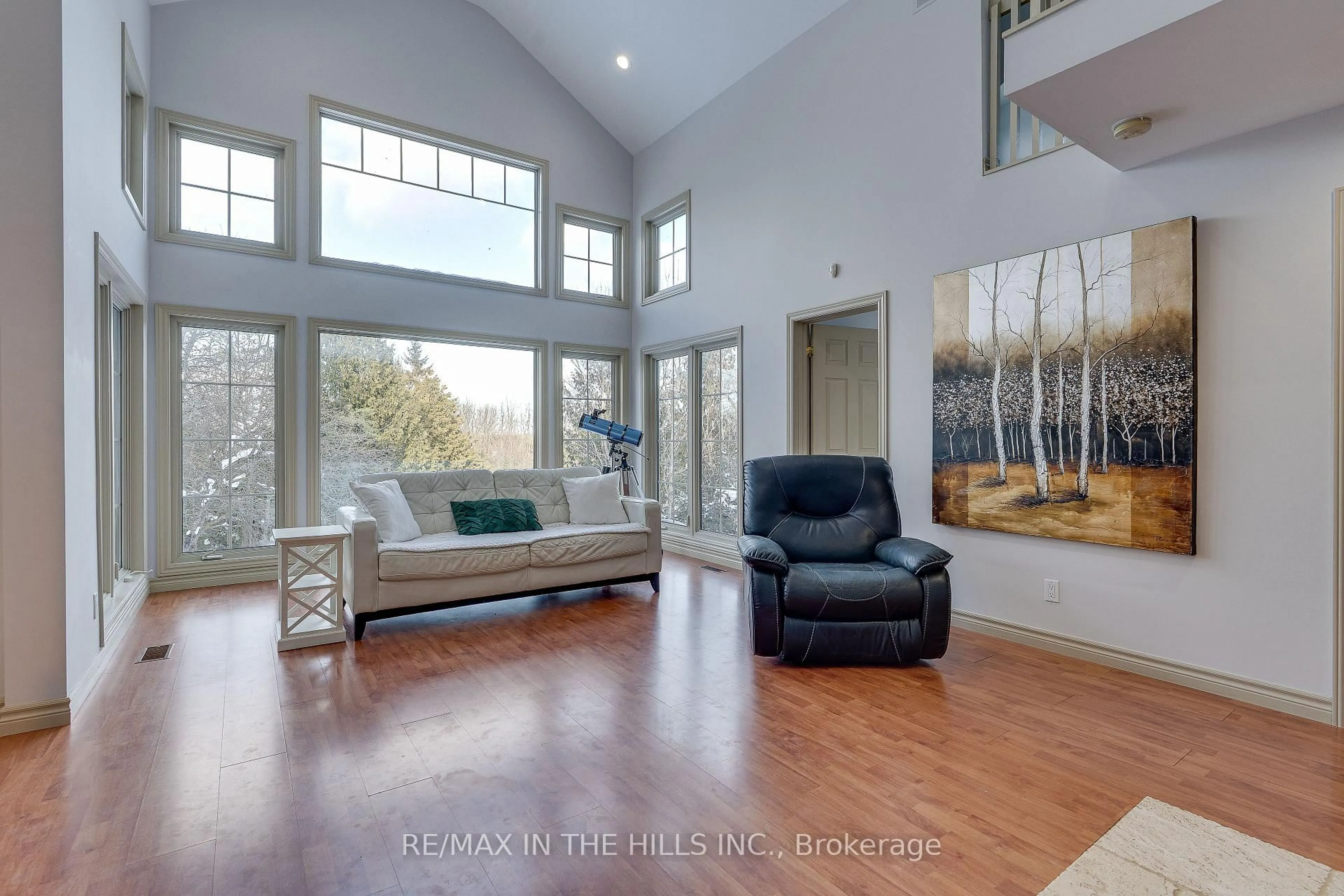 Unknown for 427223 25 Sdrd, Mono Ontario L9V 1E6