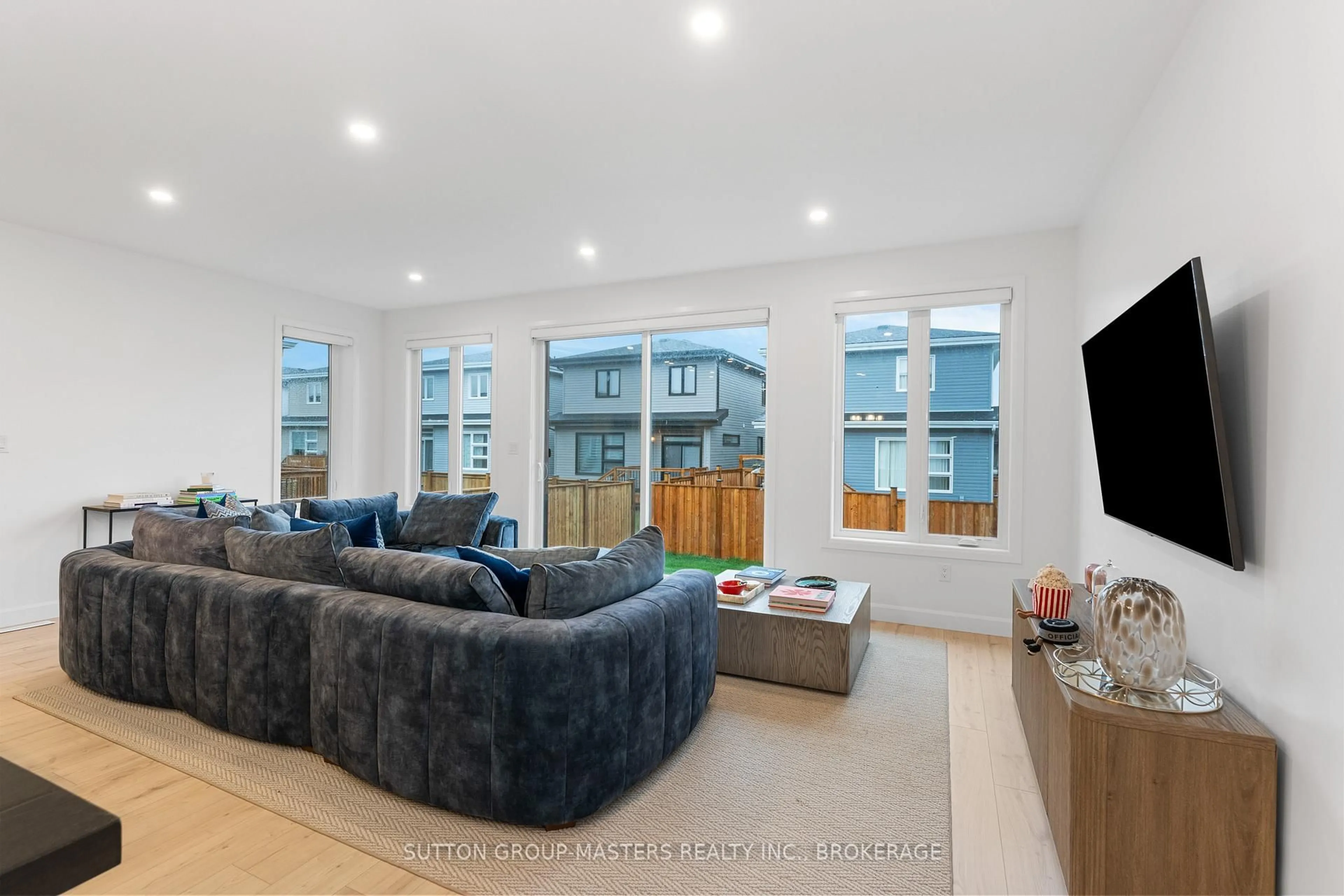 Living room with furniture, unknown for 214 Superior Dr, Loyalist Ontario K7N 0E4