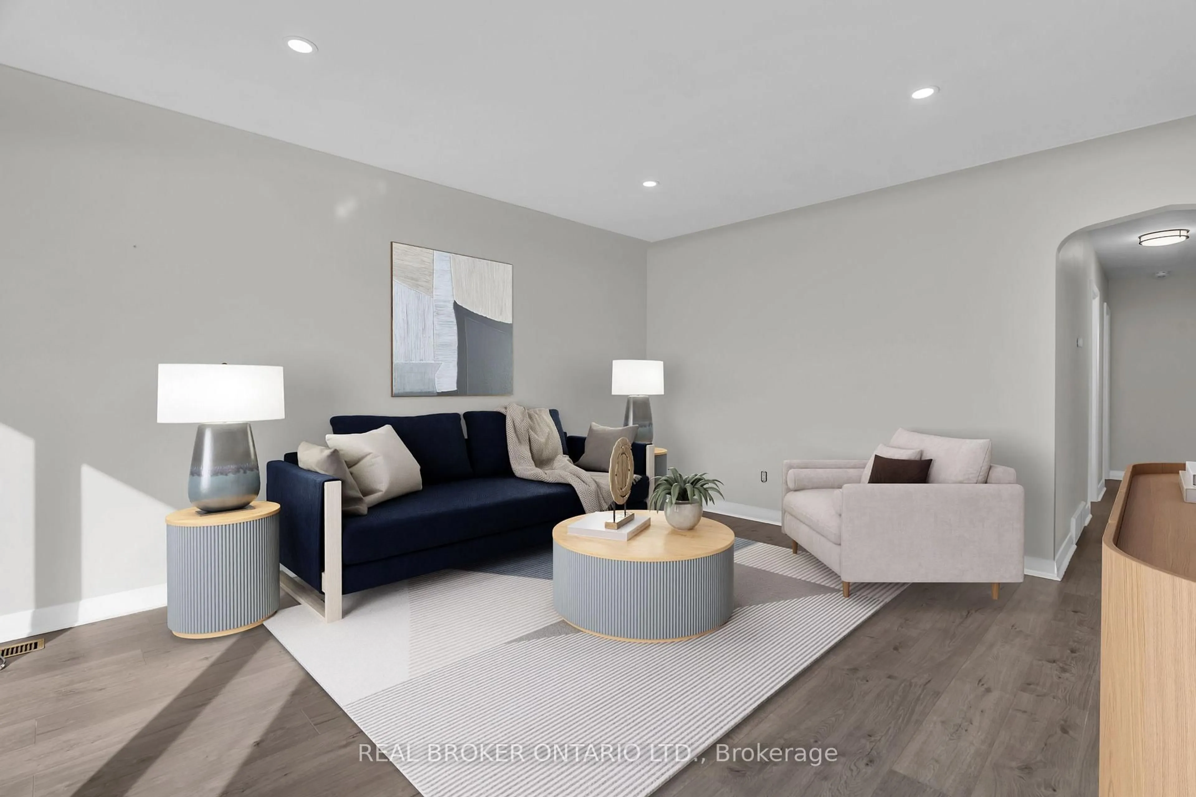 Living room with furniture, unknown for 220 Bruce St, Kitchener Ontario N2B 1Z3