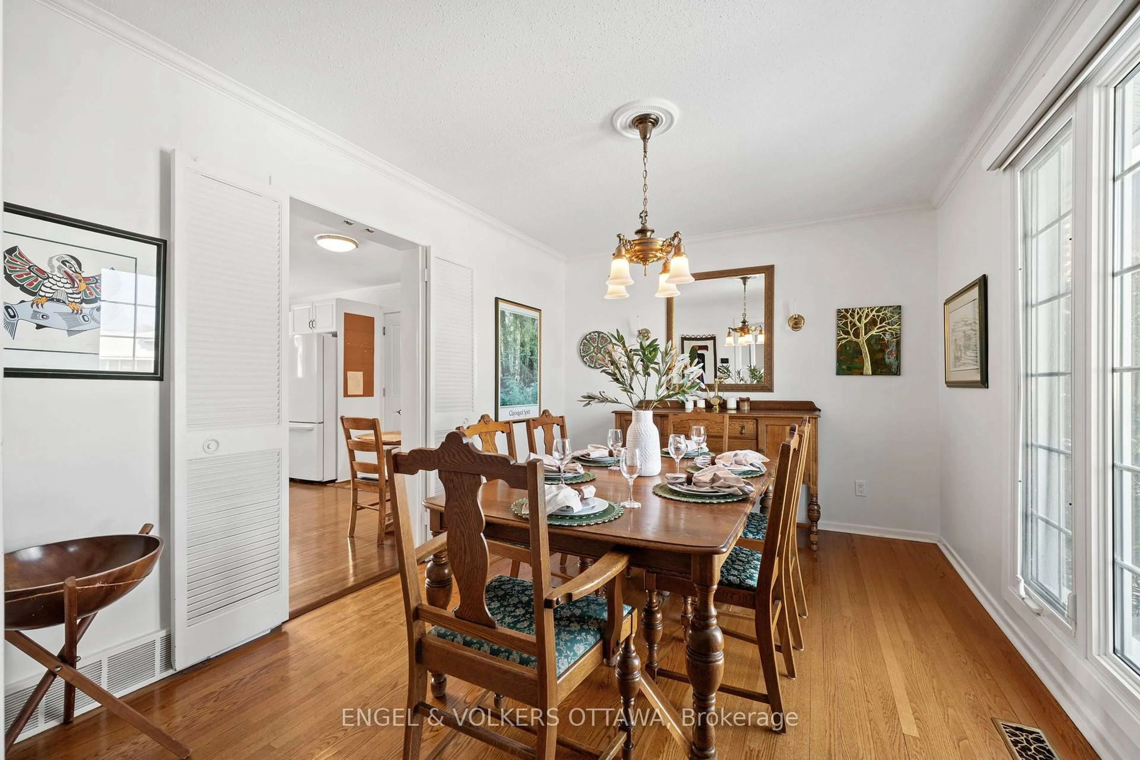 Dining room, unknown for 1336 Cahill Dr, Ottawa Ontario K1V 7K4