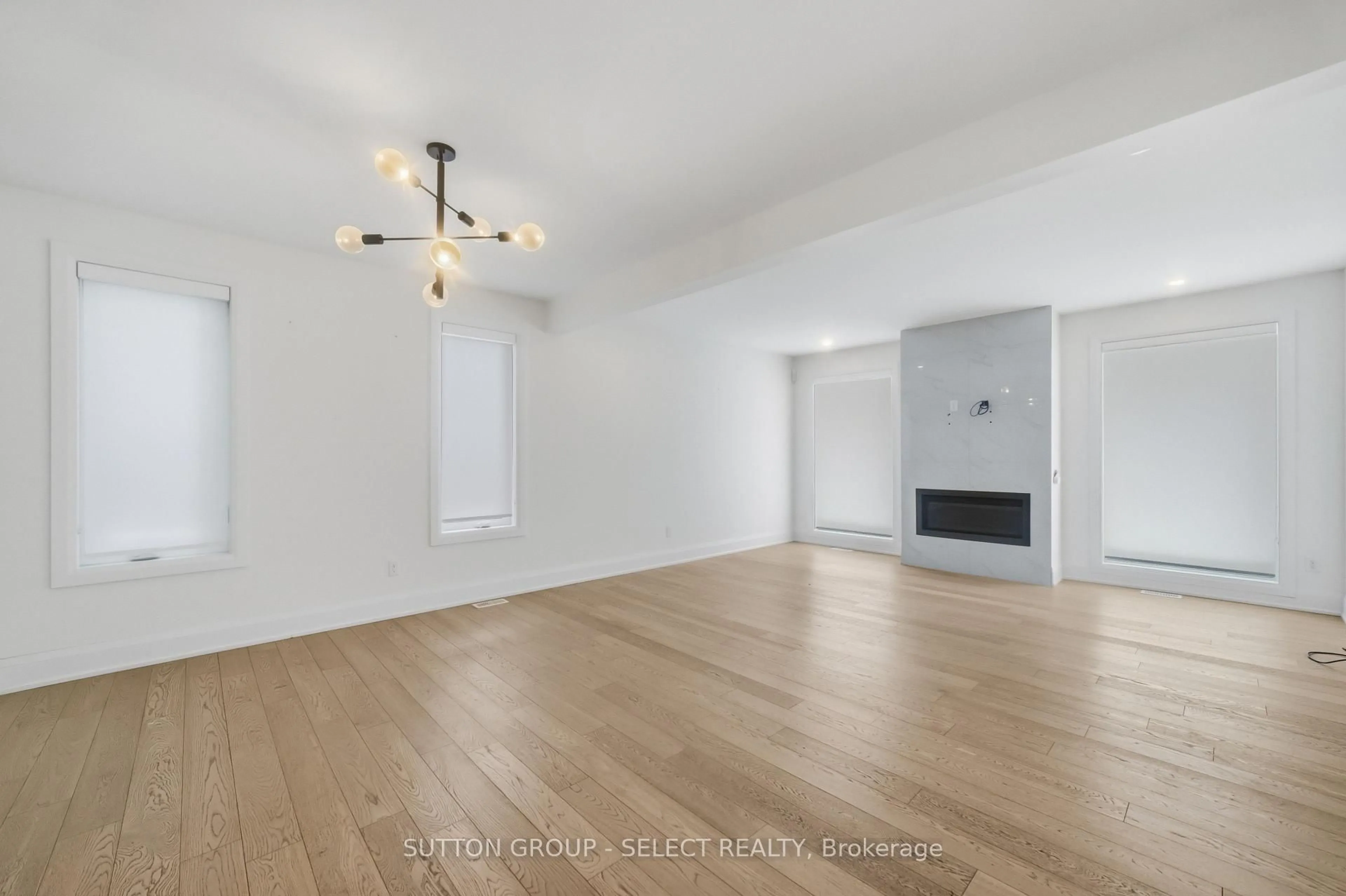 A pic of a room for 2273 Tokala Tr, London North Ontario N6G 0V8