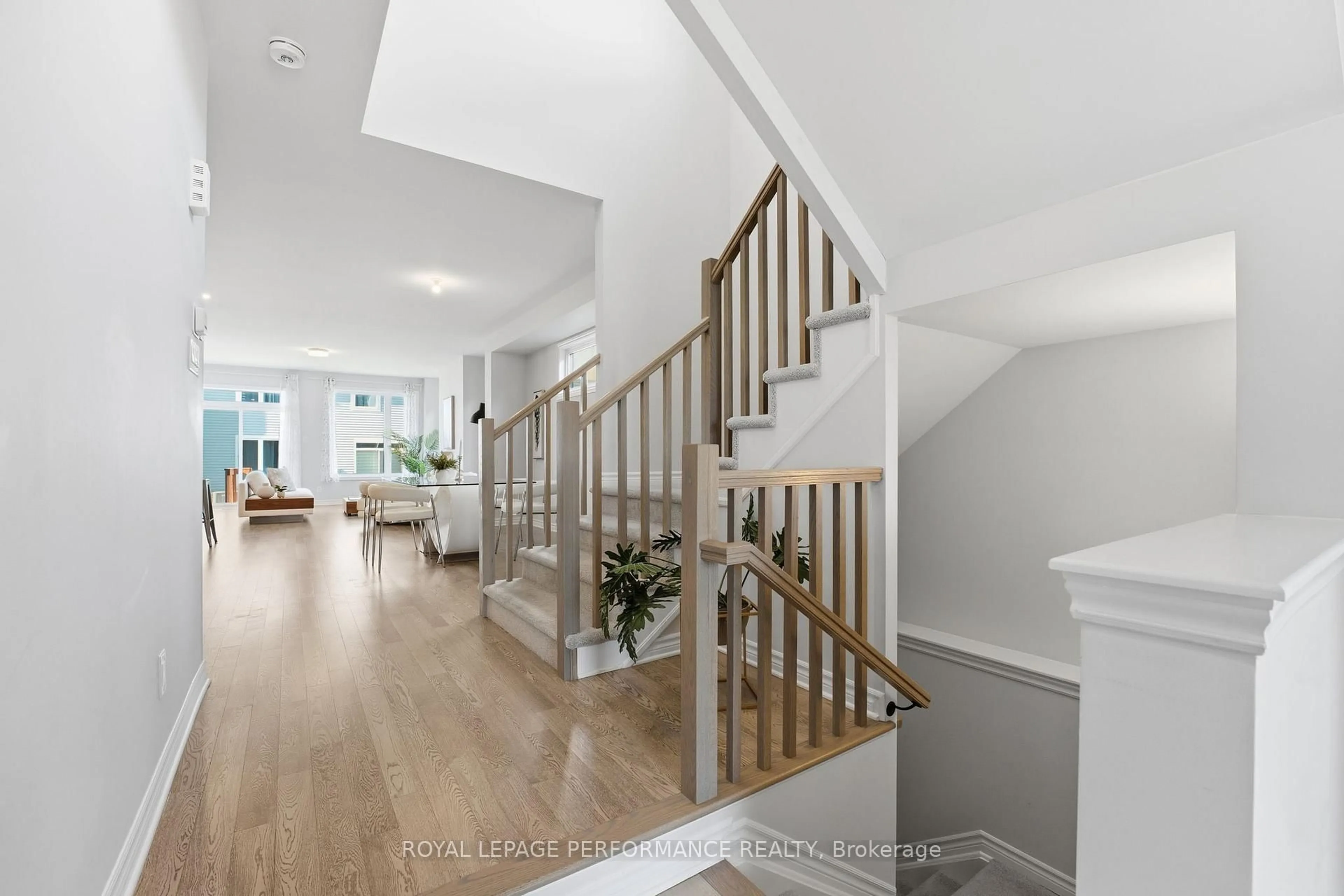 Unknown for 162 Lumen Pl, Orleans Ontario K1W 0T1