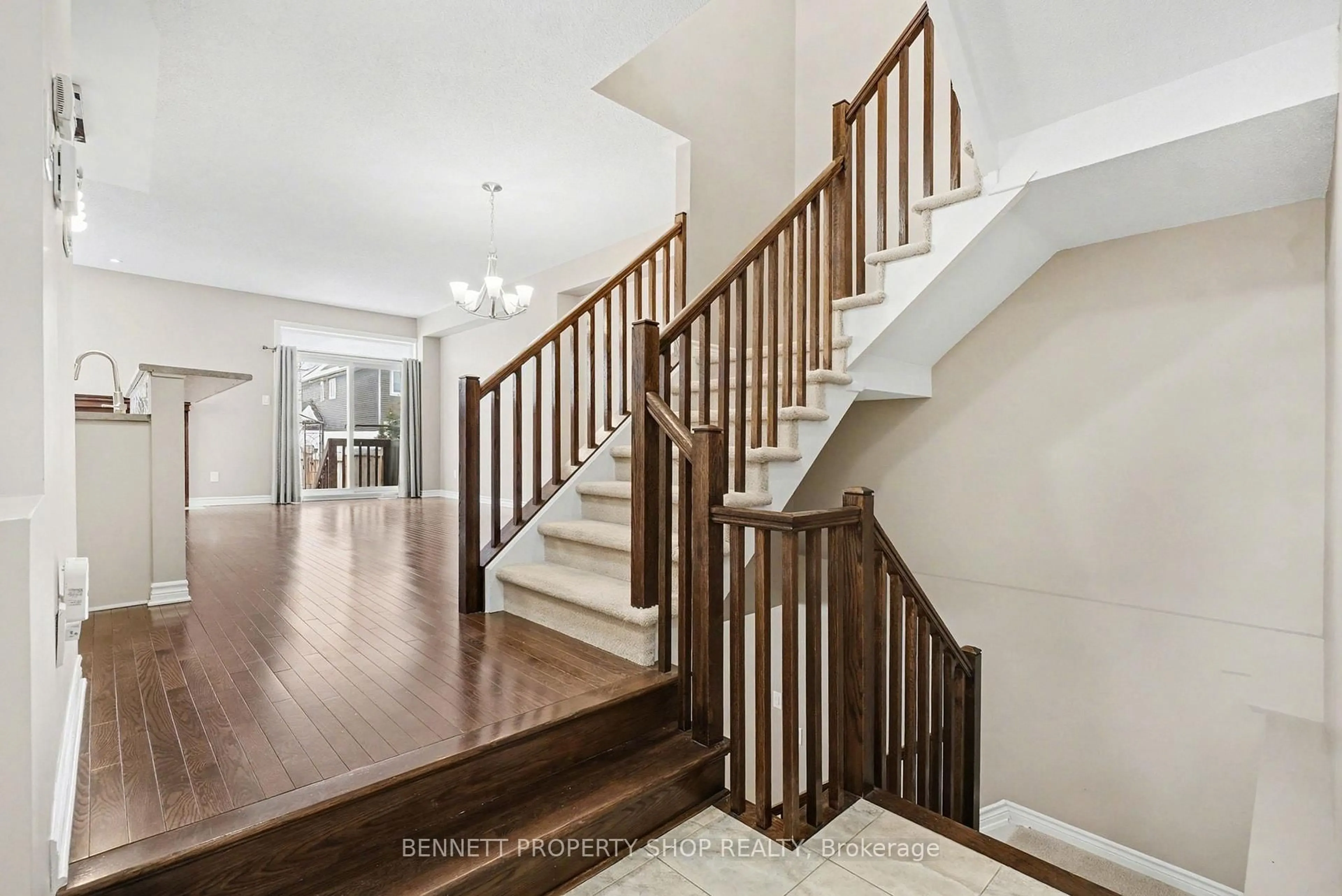 Unknown for 255 Mojave Cres, Ottawa Ontario K2S 0H6