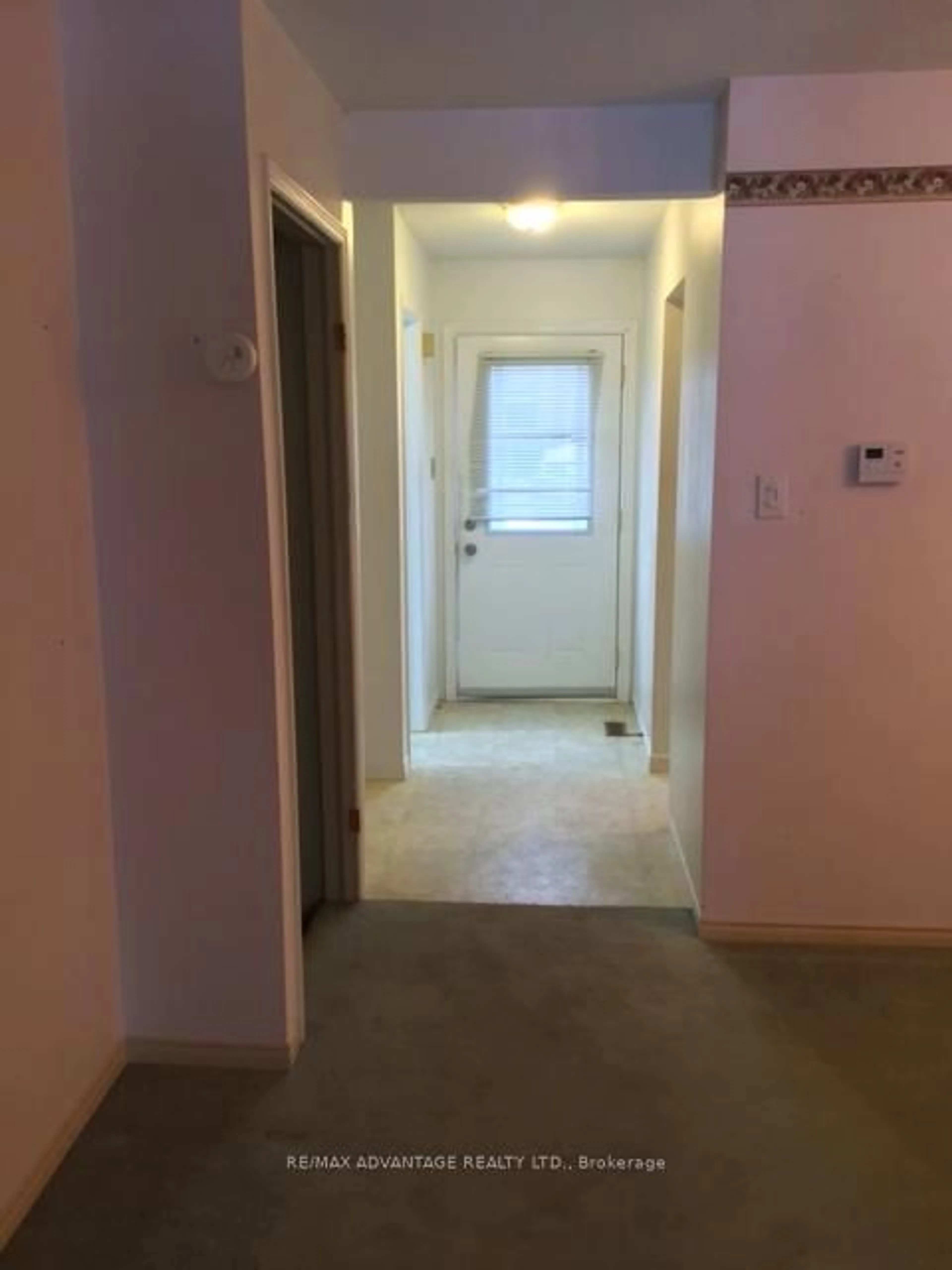 Unknown for 1294 Byron Baseline Rd #4, London South Ontario N6K 4G8