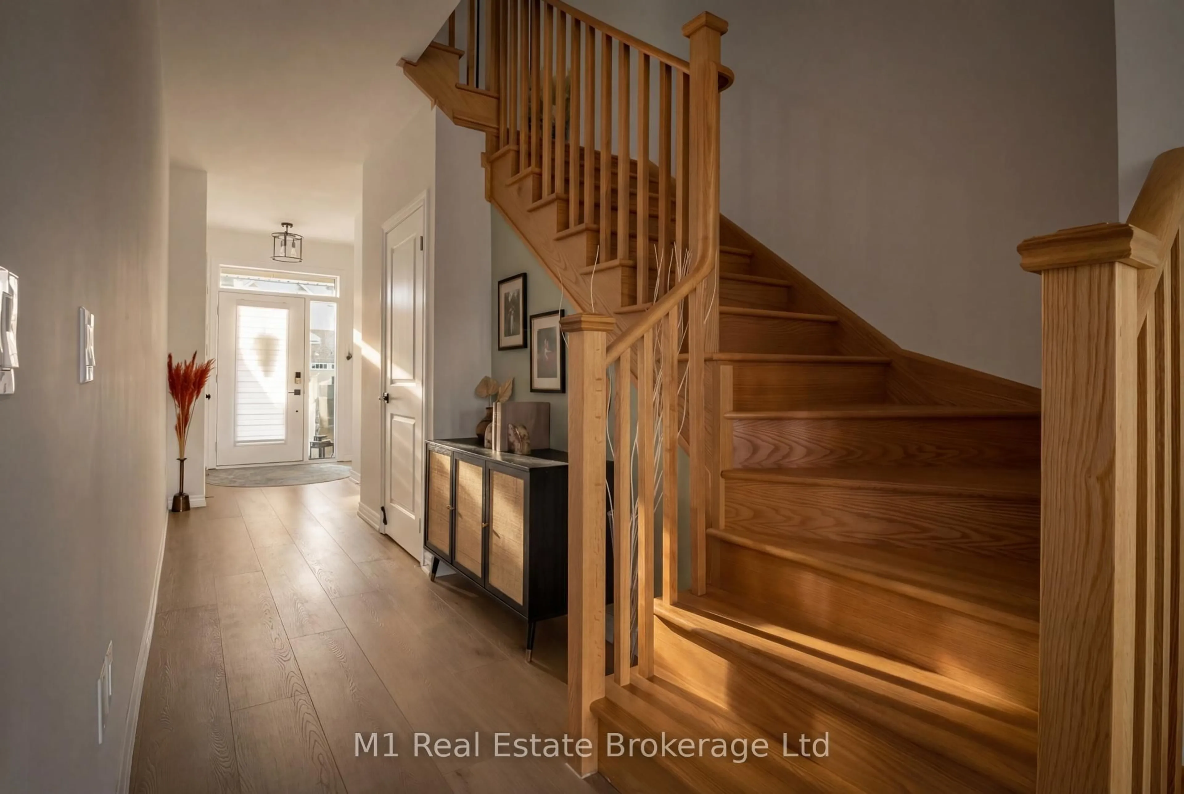 Unknown for 106 Edminston Dr, Centre Wellington Ontario N1M 0J1