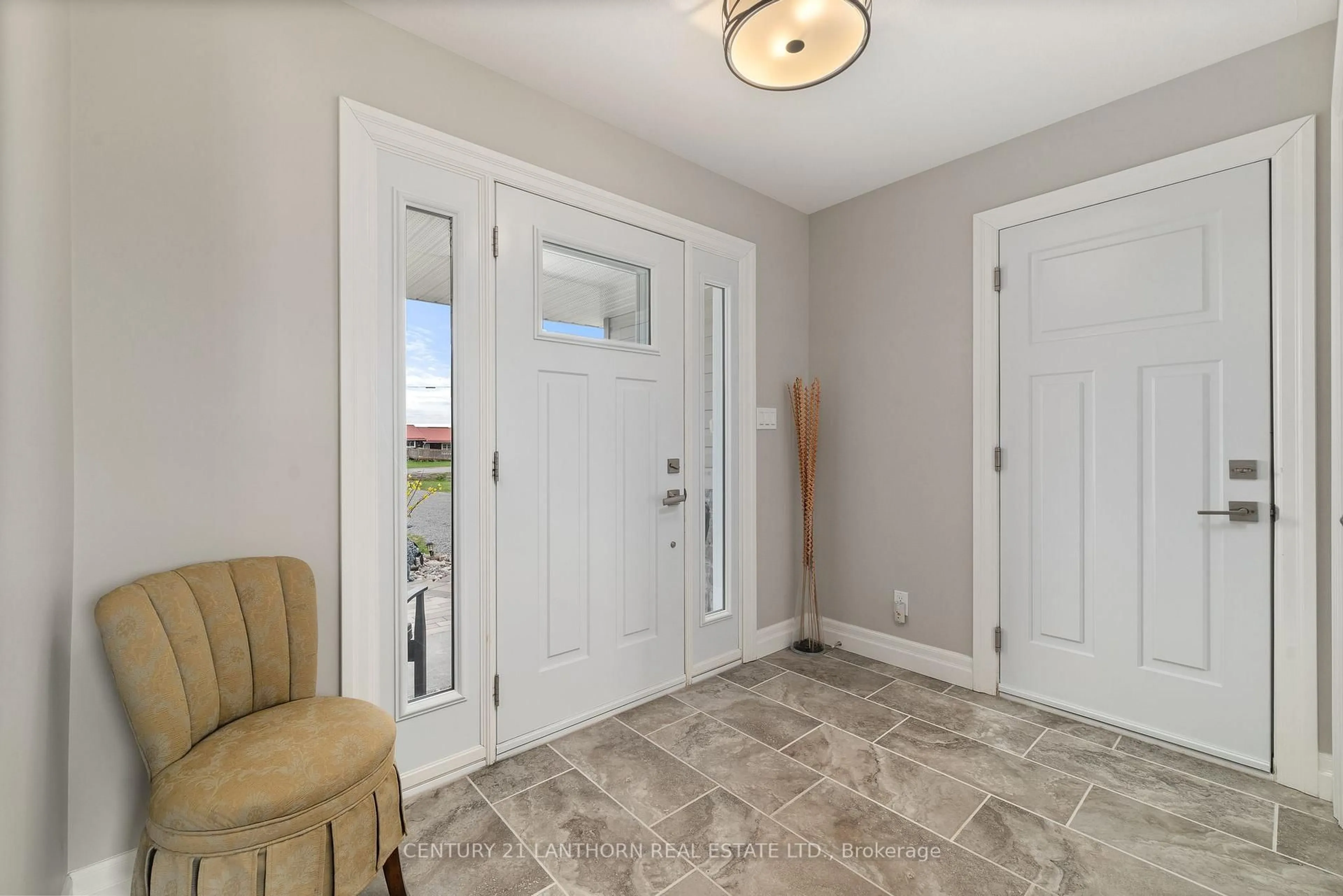 Indoor entryway for 32 Stinson Block Rd, Prince Edward County Ontario K0K 1T0