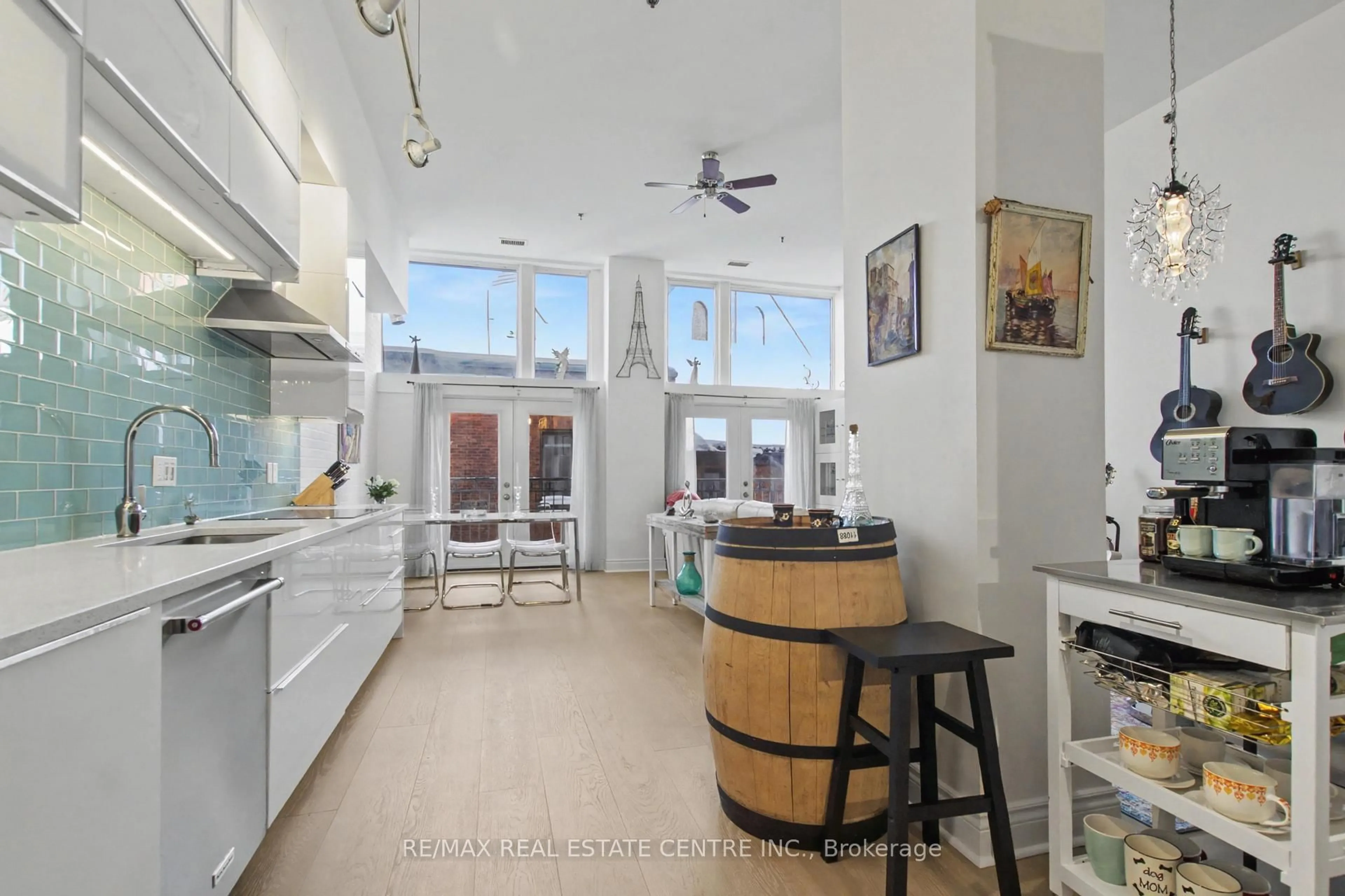 Open concept kitchen, unknown for 276 King St #213, Kitchener Ontario N2G 1B6